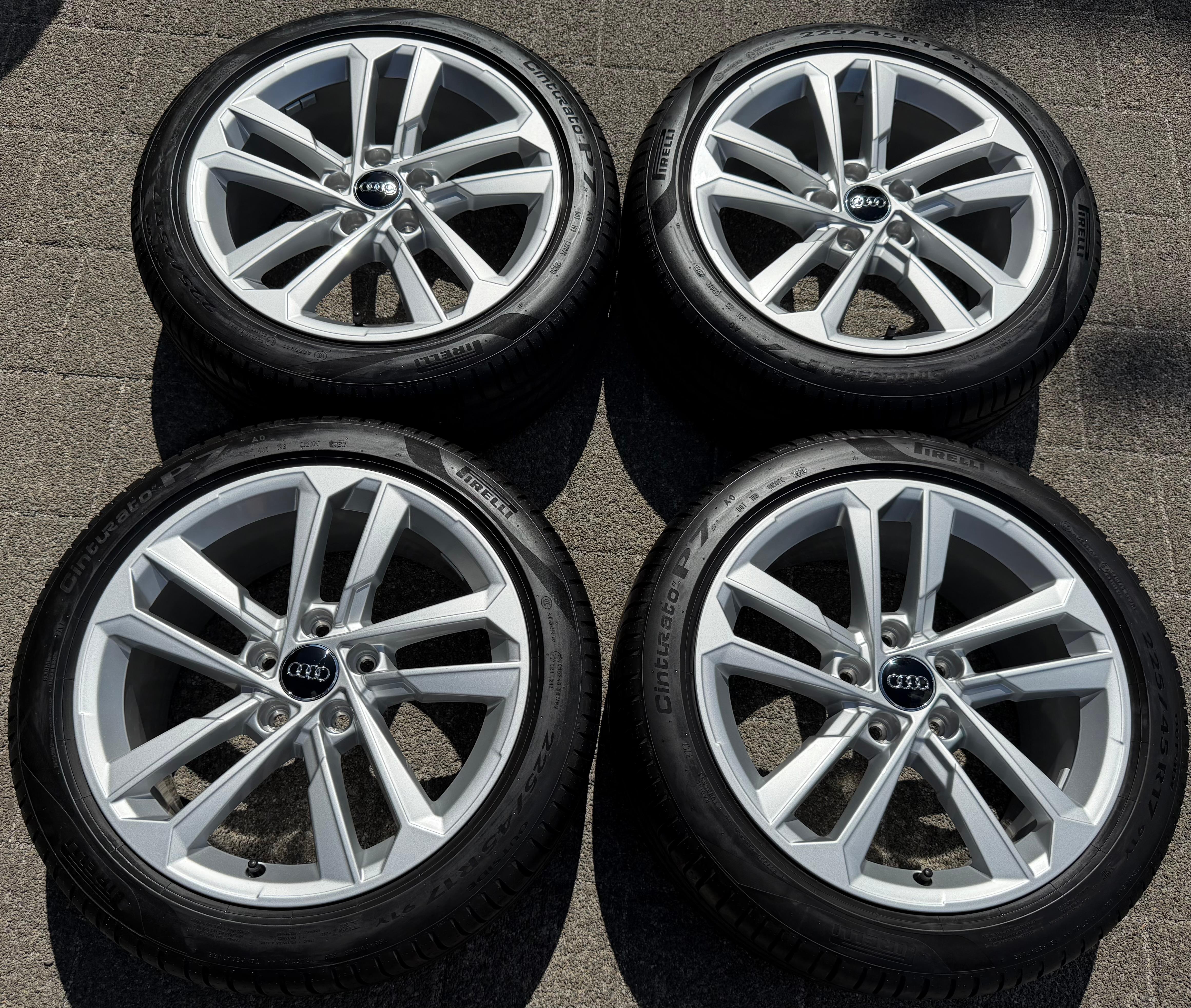 4 Original 17" Alu Sommerräder Audi A3 8Y 8Y0601025E 225/45R17 91Y 2020 Pirelli NEU