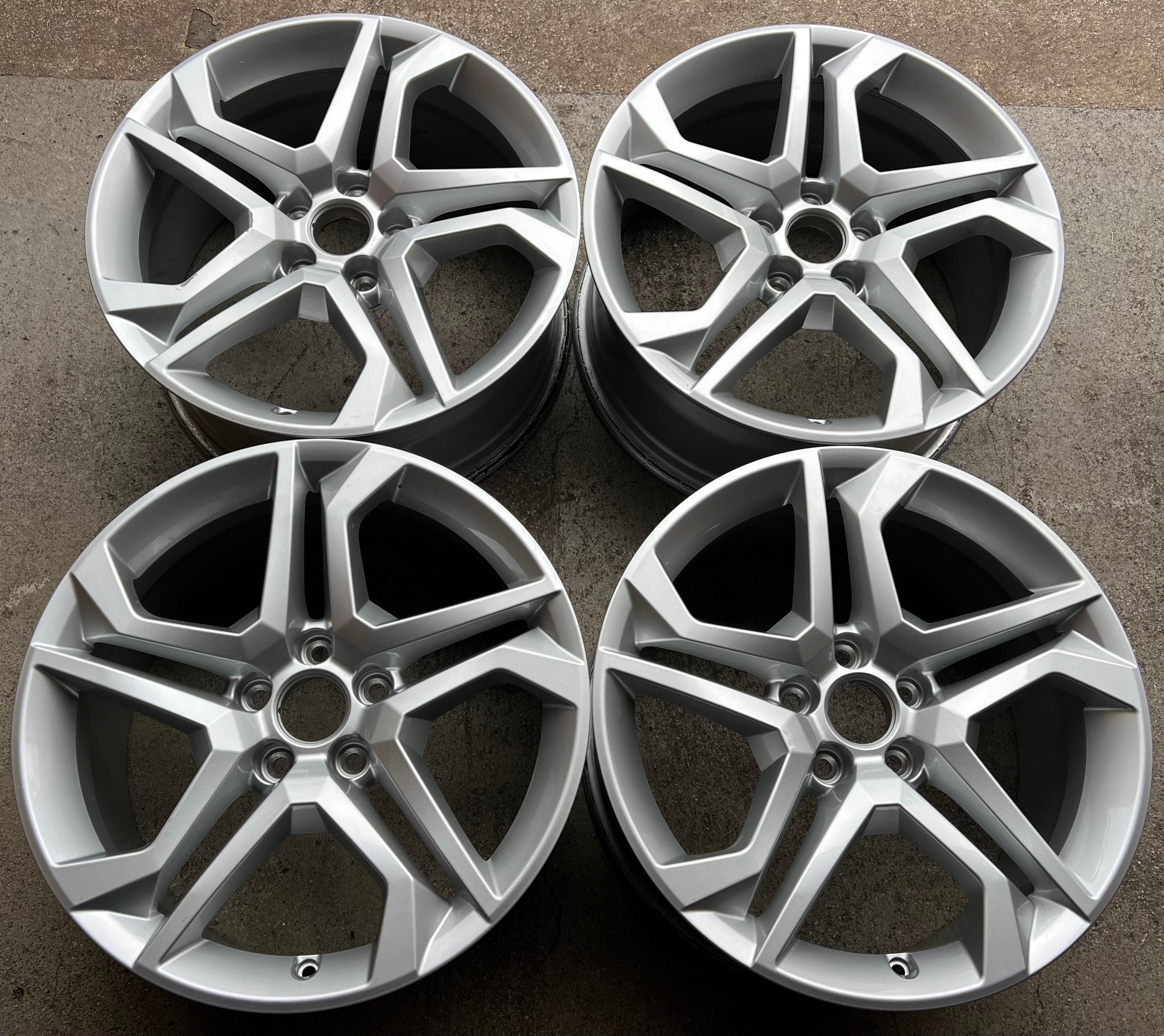 4 jantes alu d'origine 18" pour Audi Q5, référence FY 80A601025BD, 8x18, déport ET39, S-LINE, livraison gratuite