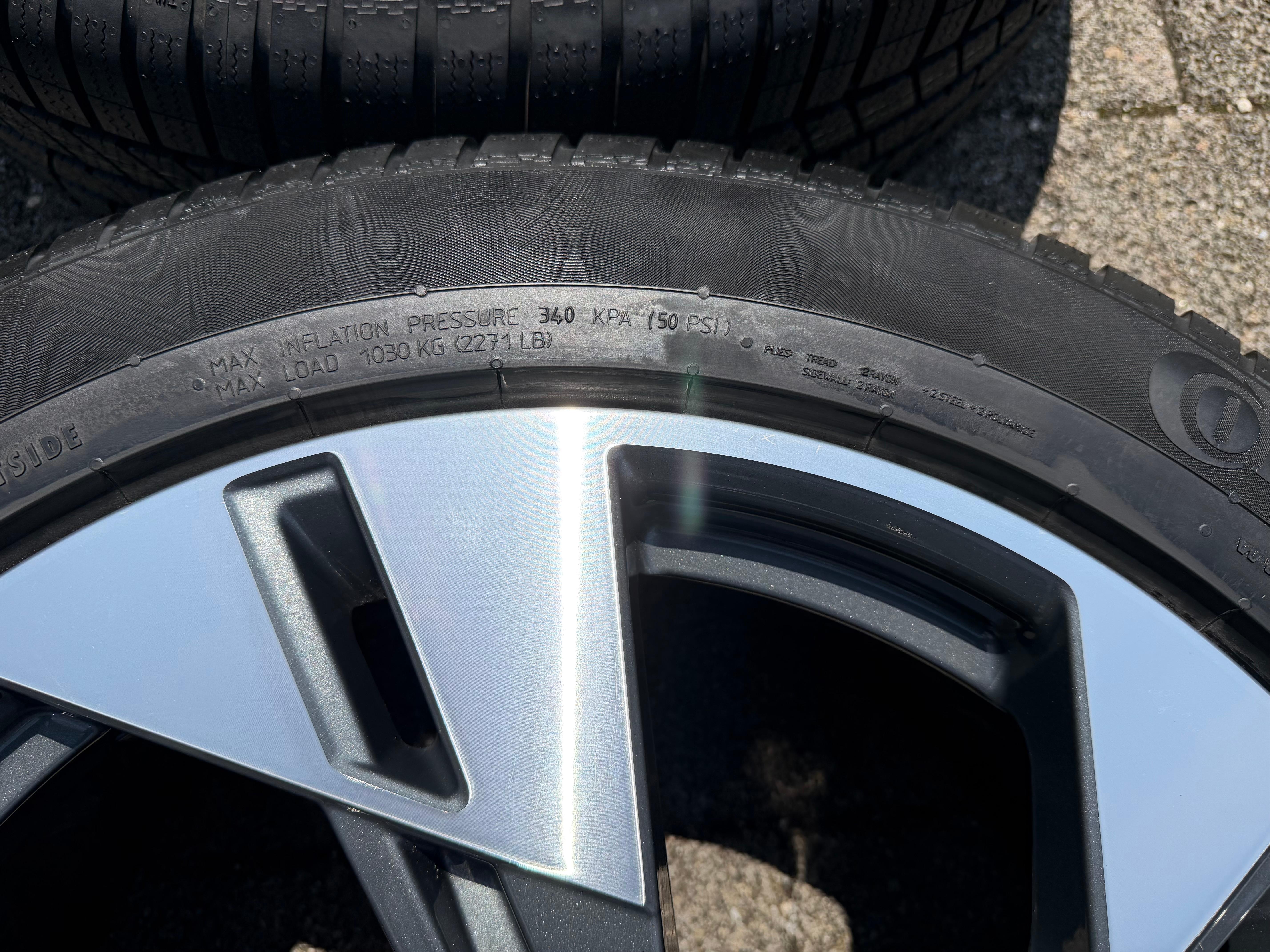 4 Original 20" Alu Winterräder Audi E-Tron Q8 Etron 4KE601025AP 255/50R20 109H
