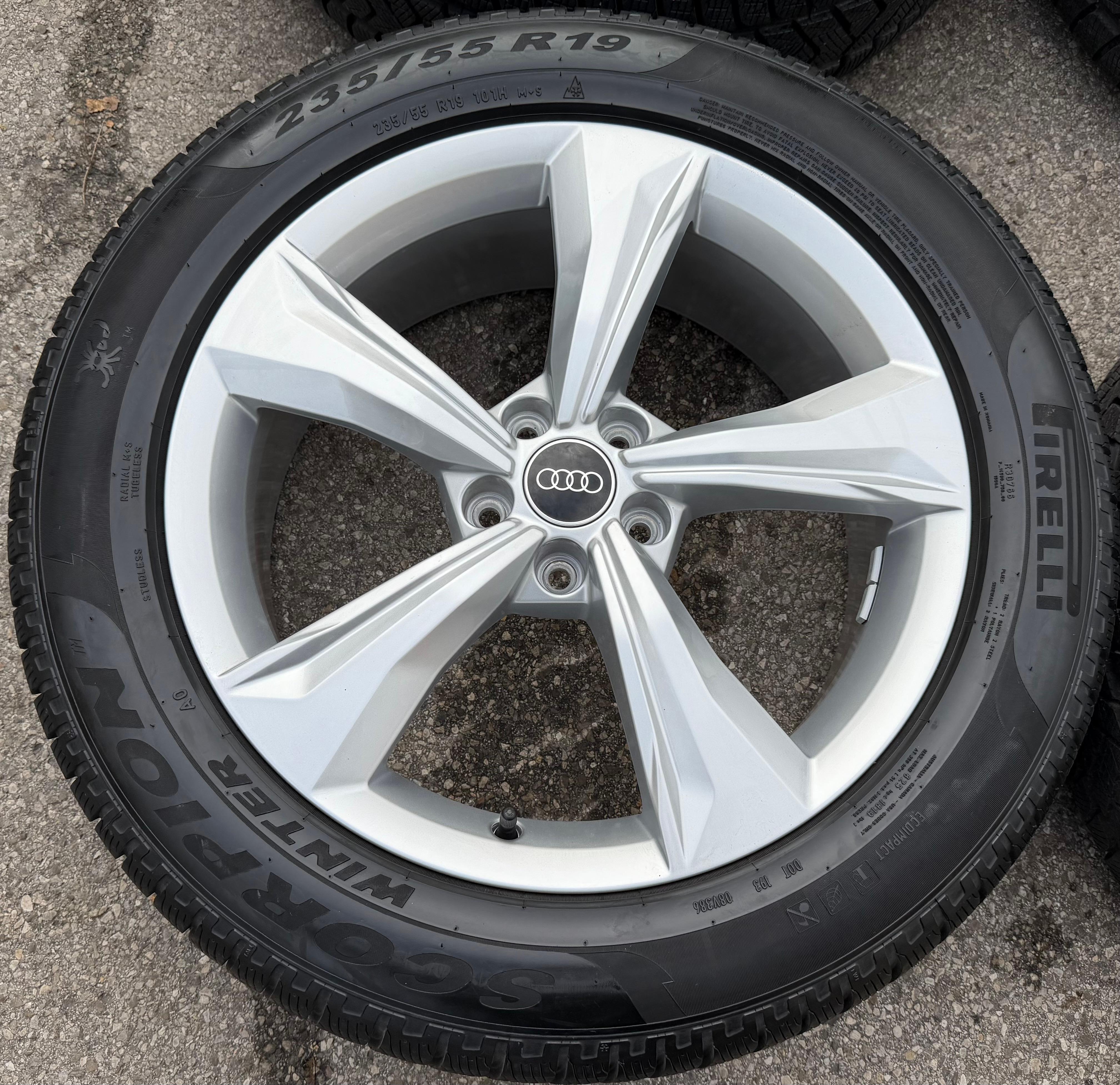 4 roues hiver en alliage d’origine 19" Audi Q5 SQ5 FY 80A601025K 235/55R19 101H Pirelli 2024