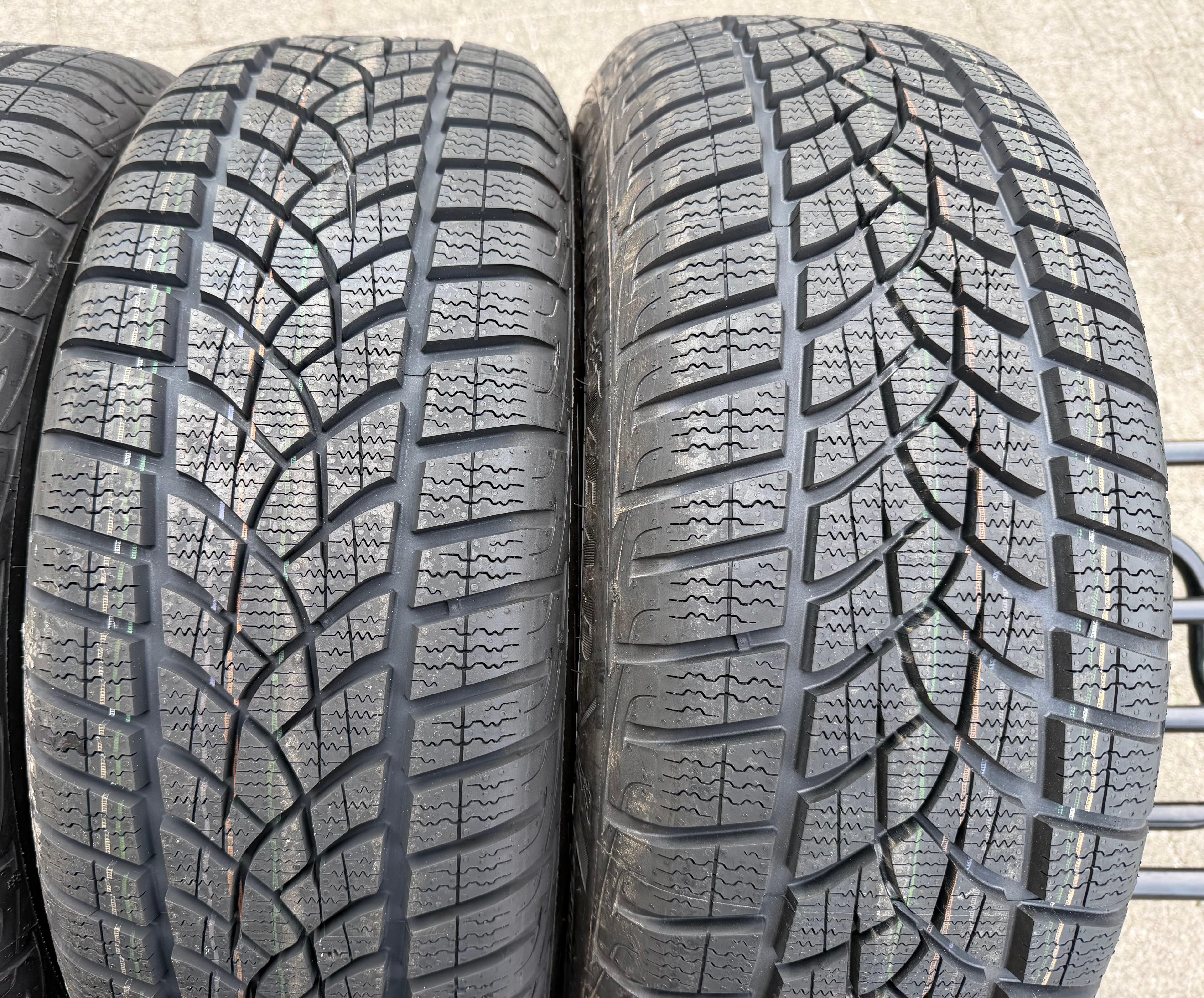 4 Original Alu Winterräder Audi A4 B9 8W 205/60R16 92H 8W0601025 Goodyear