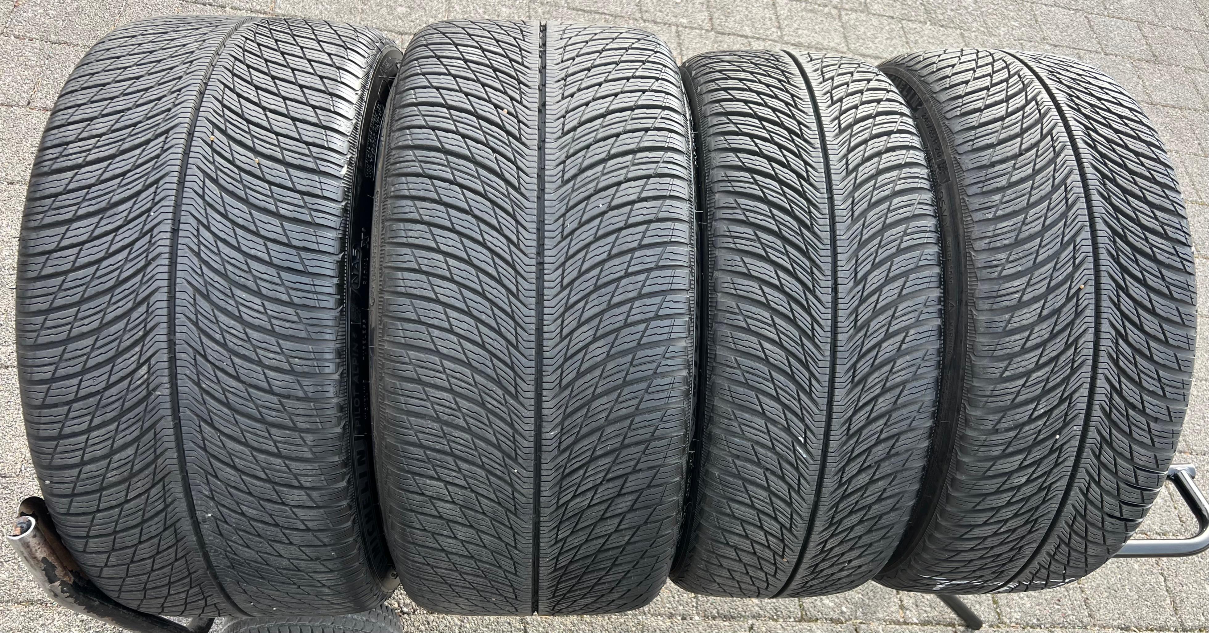 2 x 245/35R20 95V 2 x 305/30R21 104V Winterreifen Michelin Pilot Alpin 5 NA0 8mm 2019