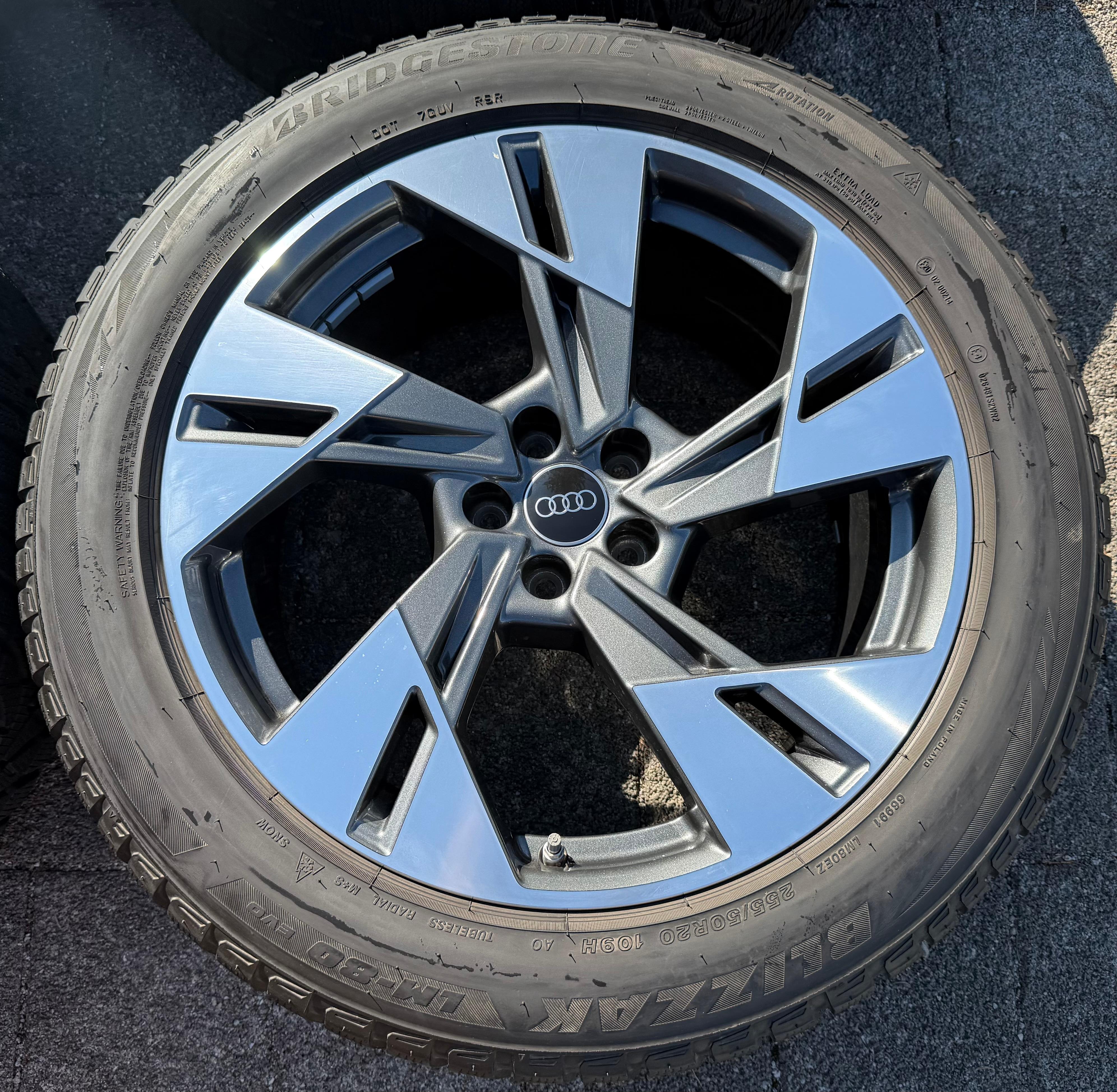 4 ORIGINAL 20" ALU WINTERRÄDER AUDI E-TRON Q8 ETRON 4KE601025T 255/50R20 109H