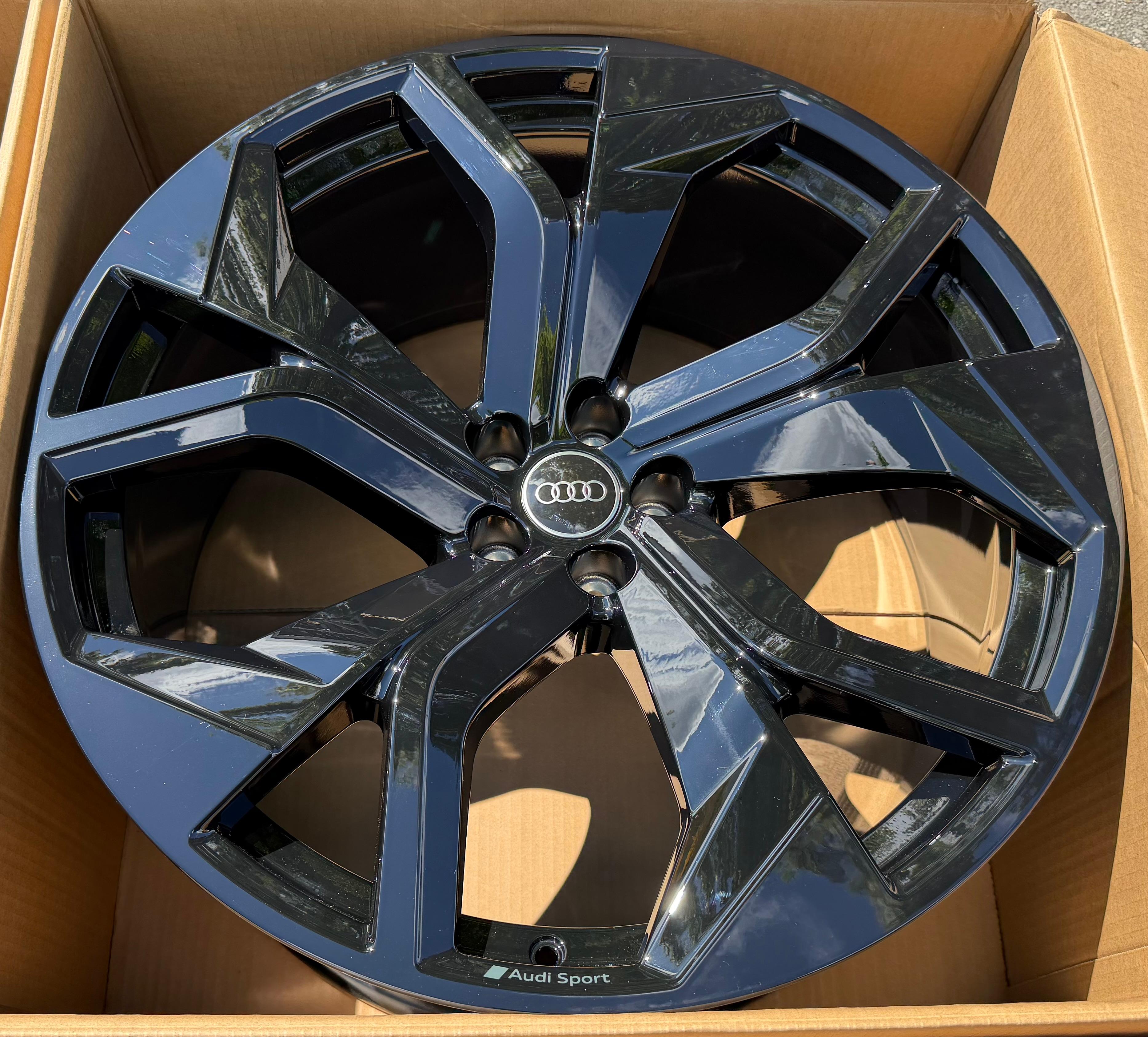 4 ORIGINAL 23" ALUFELGEN AUDI RSQ8 4M 4M8601025AP 10,5x23 ET18 23 ZOLL