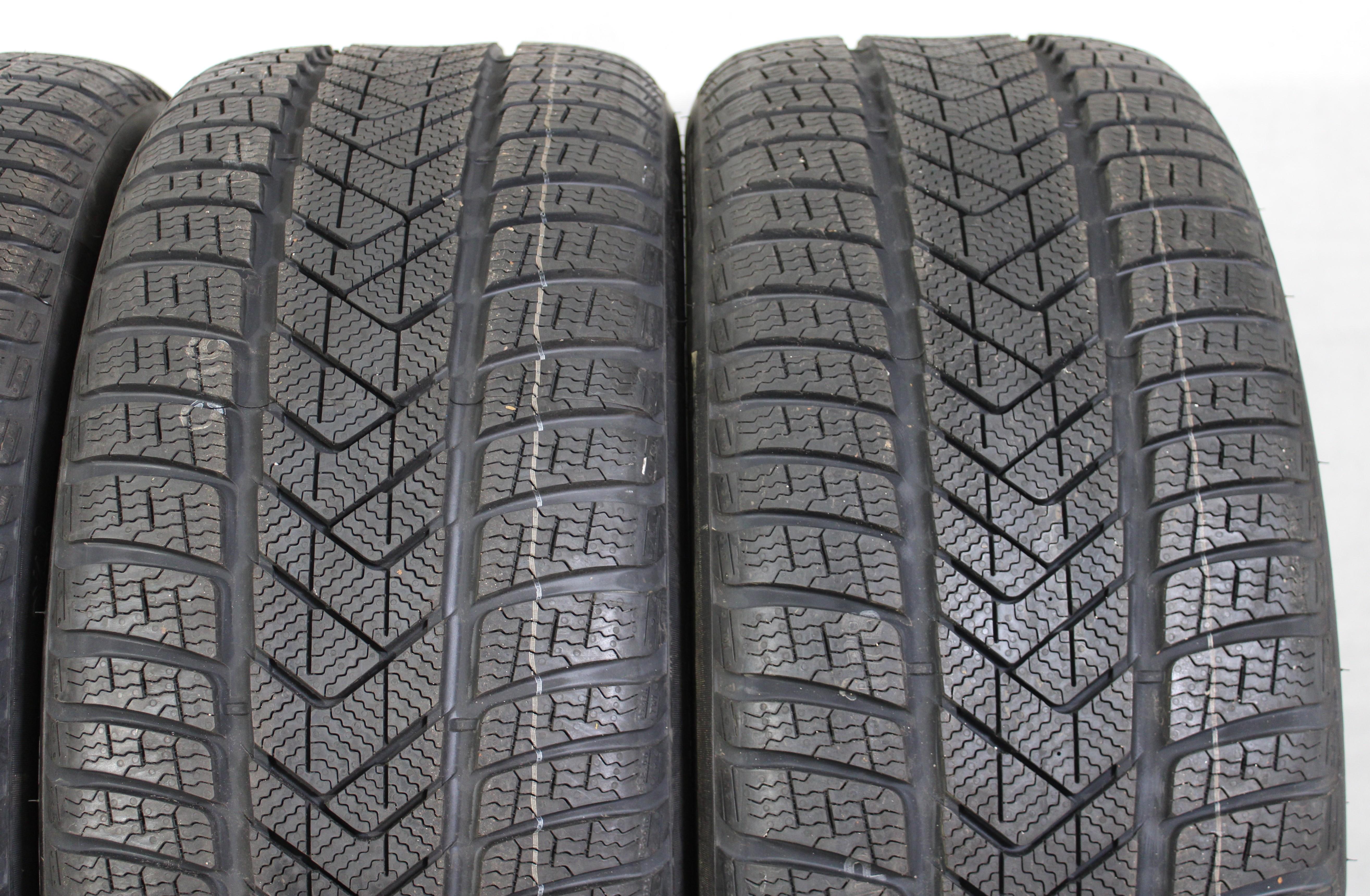 4 x 275/45R20 110V pneumatici invernali Pirelli Scorpion Winter Runflat NUOVI 2022 *
