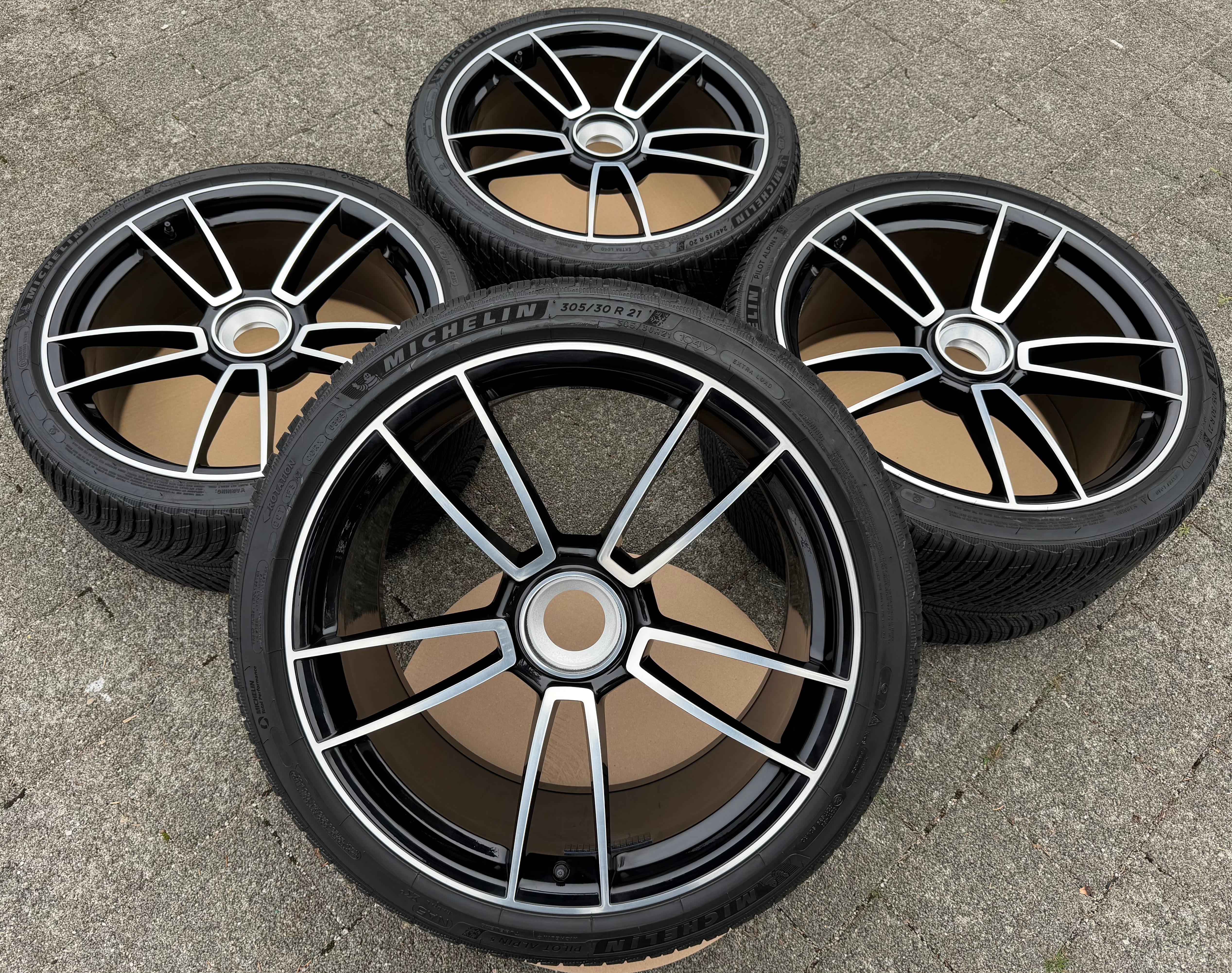 4 originele 20" 21" lichtmetalen winterwielen Porsche 911 992 Turbo S 992601025AB 992601025AC centrale wielsluiting NIEUW