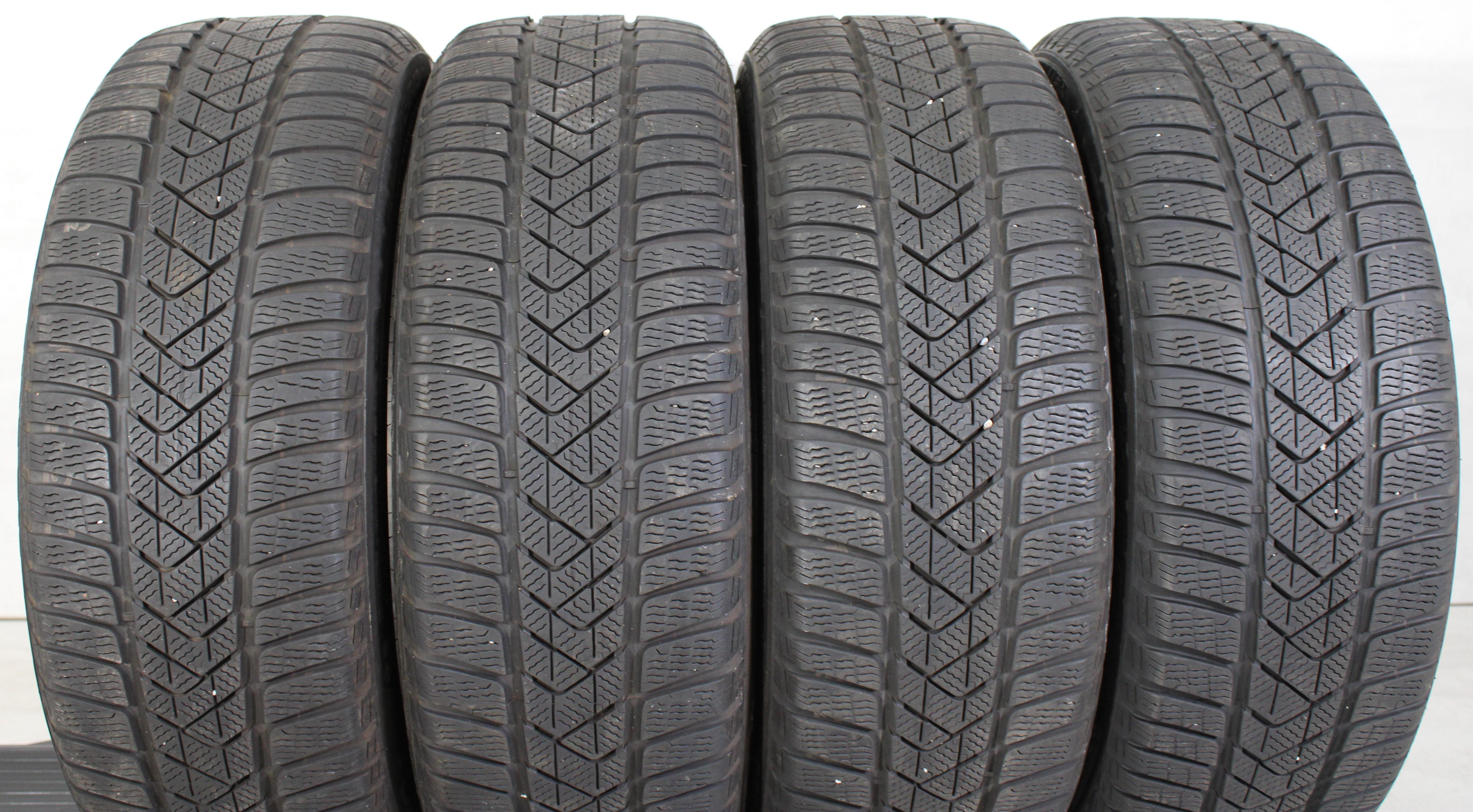 4 x 225/45R19 96V winterbanden Pirelli Sottozero 3 Runflat 6-6,5mm 1x2019/3x2020 *