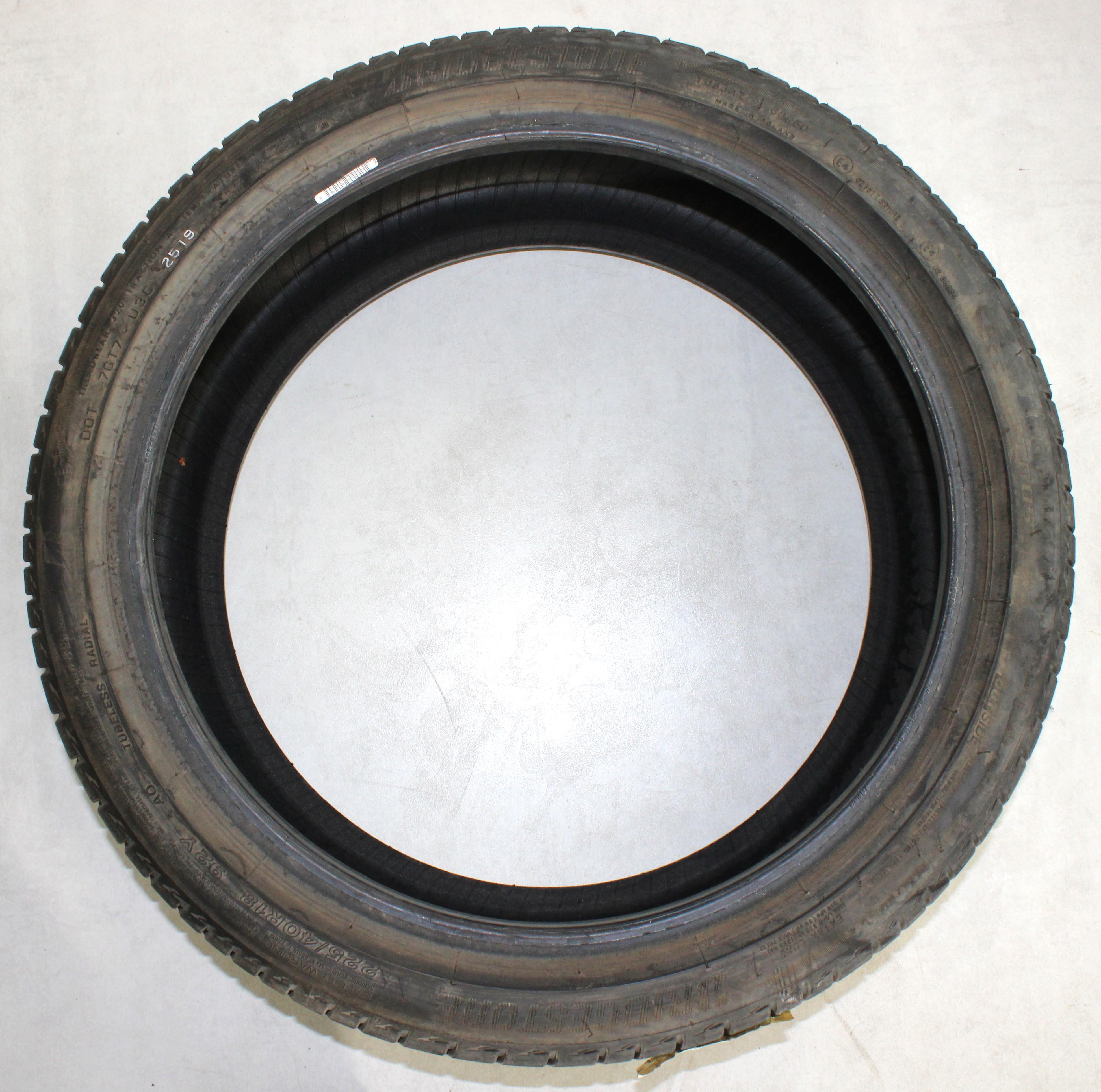 4 pneus été Bridgestone Turanza T005 AO 225/40R18 92Y, usure 6-6,5 mm, 2019
