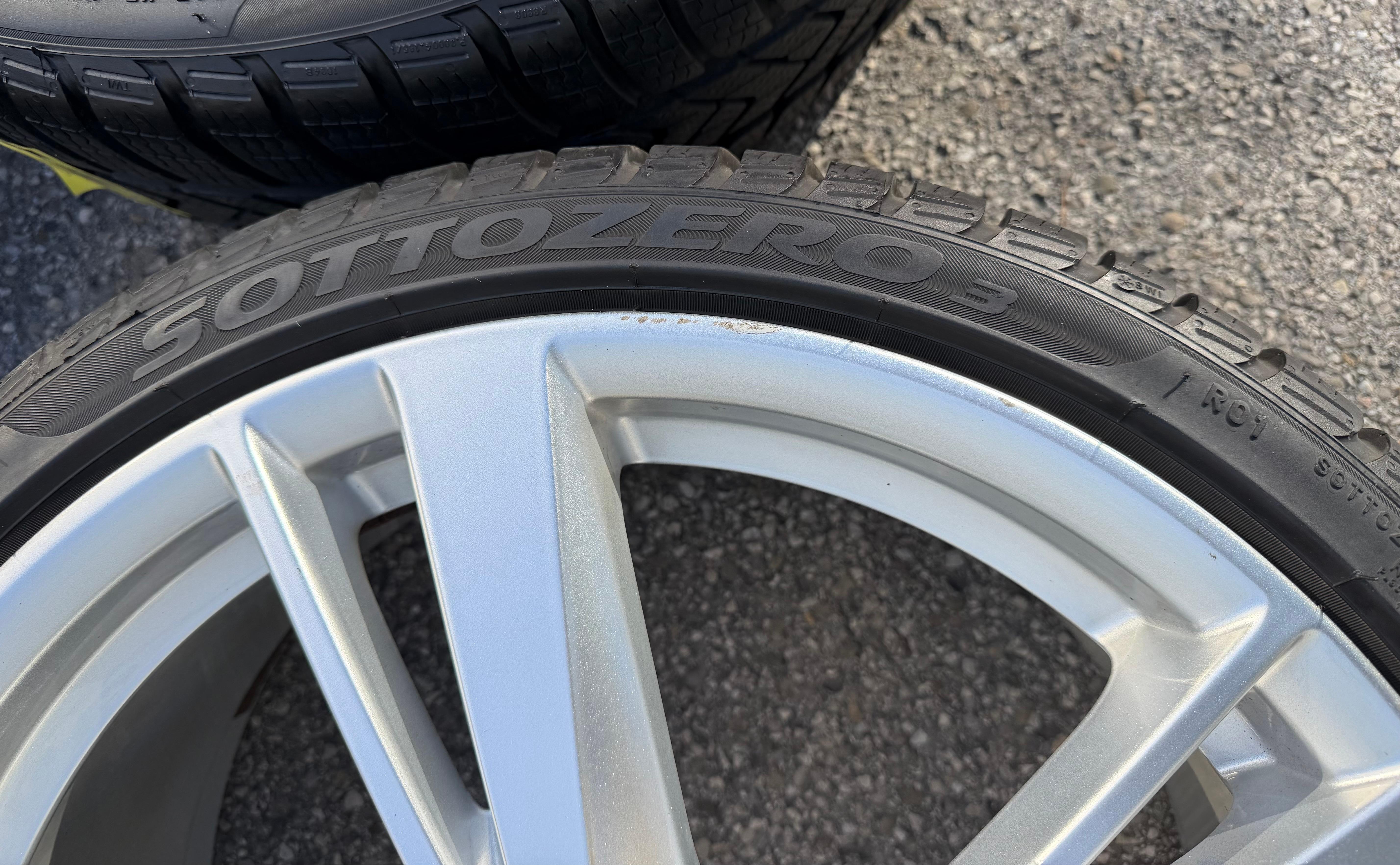 4 RUEDAS DE INVIERNO DE ALUMINIO ORIGINALES DE 19" PARA AUDI A3 S3 8V 8V0601025EJ 235/35R19 91V