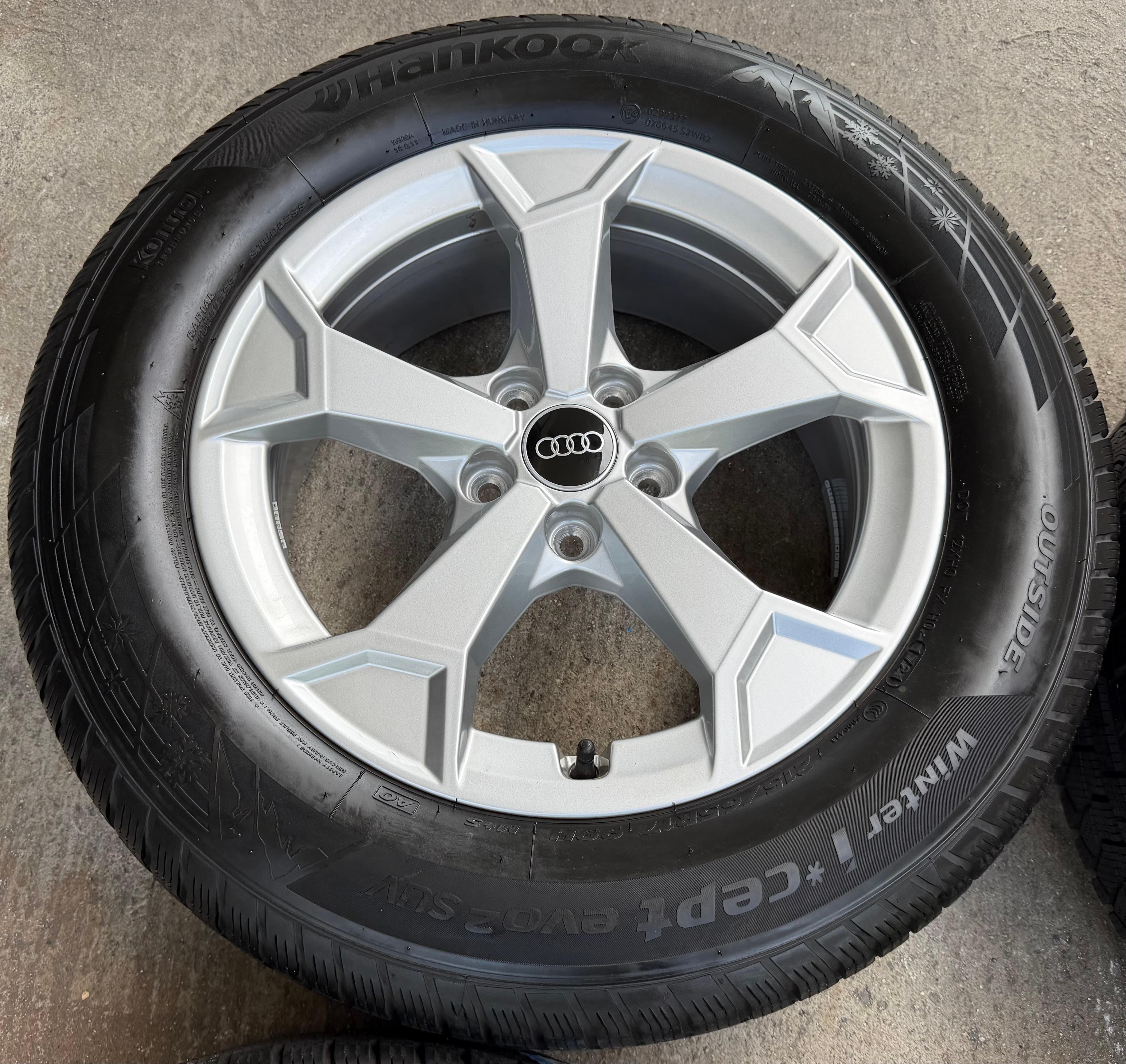 4 Original 17" Alu Winterräder Audi Q3 F3 F3N 215/65R17 99H Hankook 2021