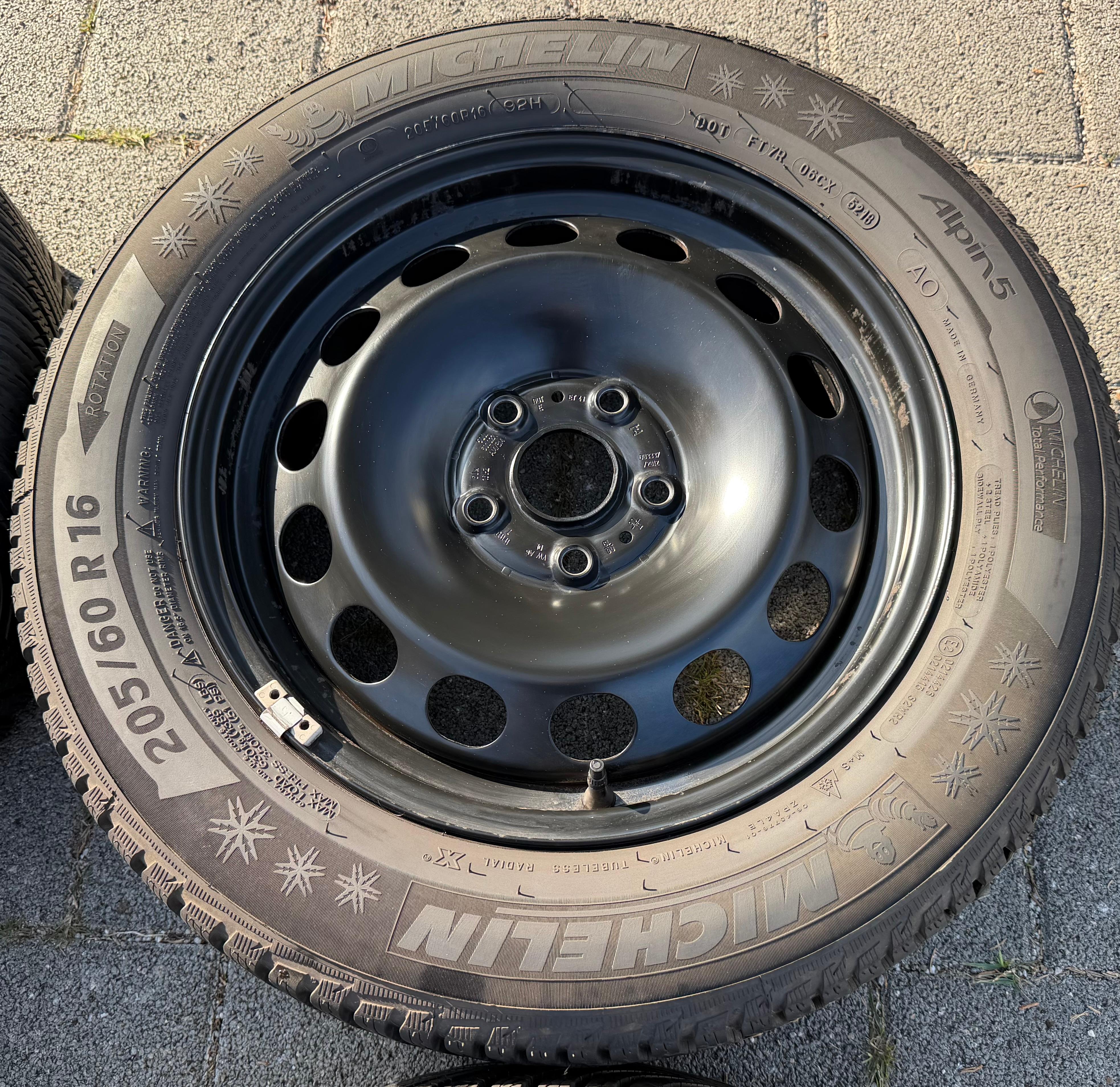 4 Winterräder Audi Q2 GA VW T-ROC A11 205/60R16 92H Michelin Alpin 5 Winterreifen