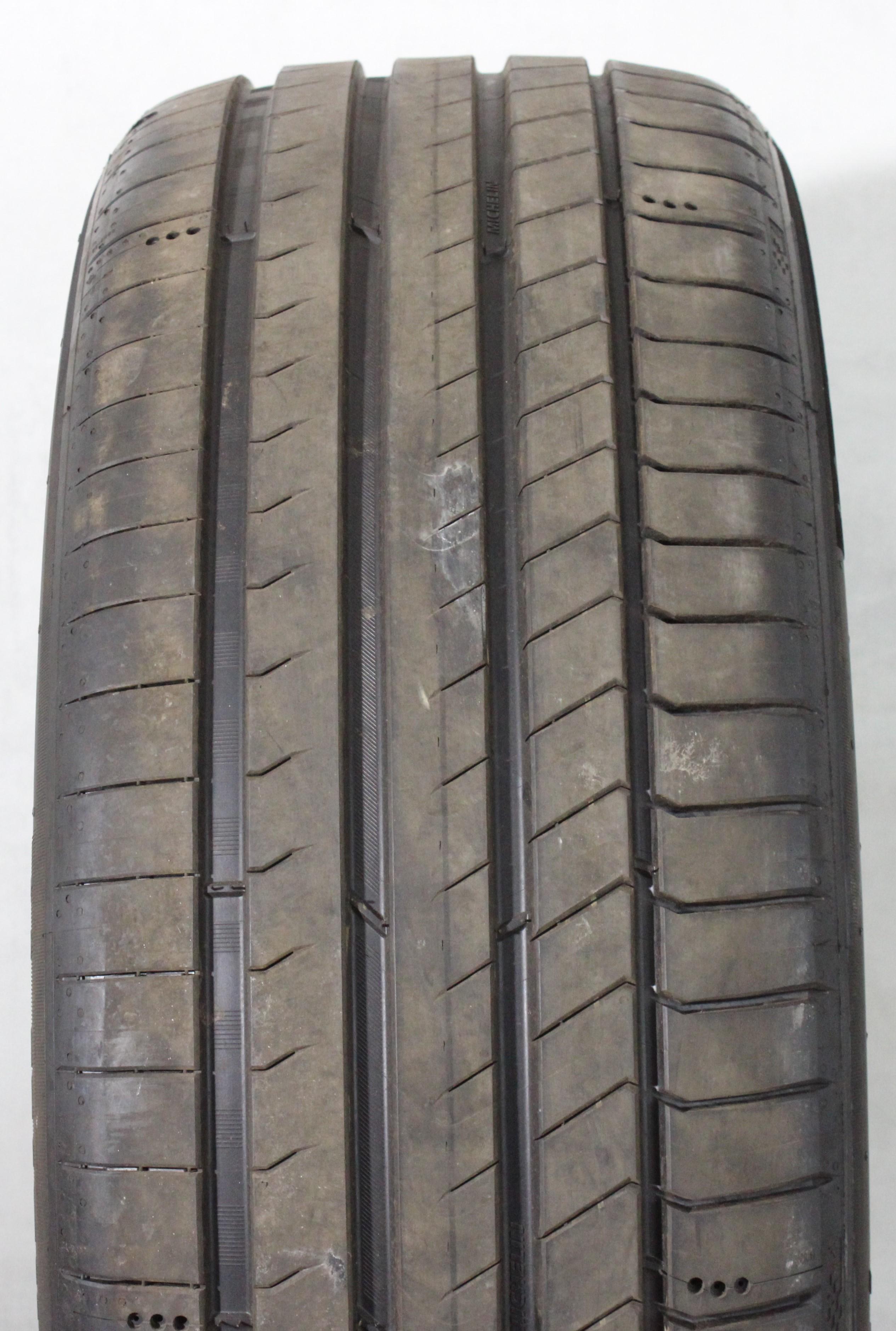 1 neumático de verano Michelin Pilot Sport EV AO 235/45R20 100H, 6-6,5 mm, 2024 XL