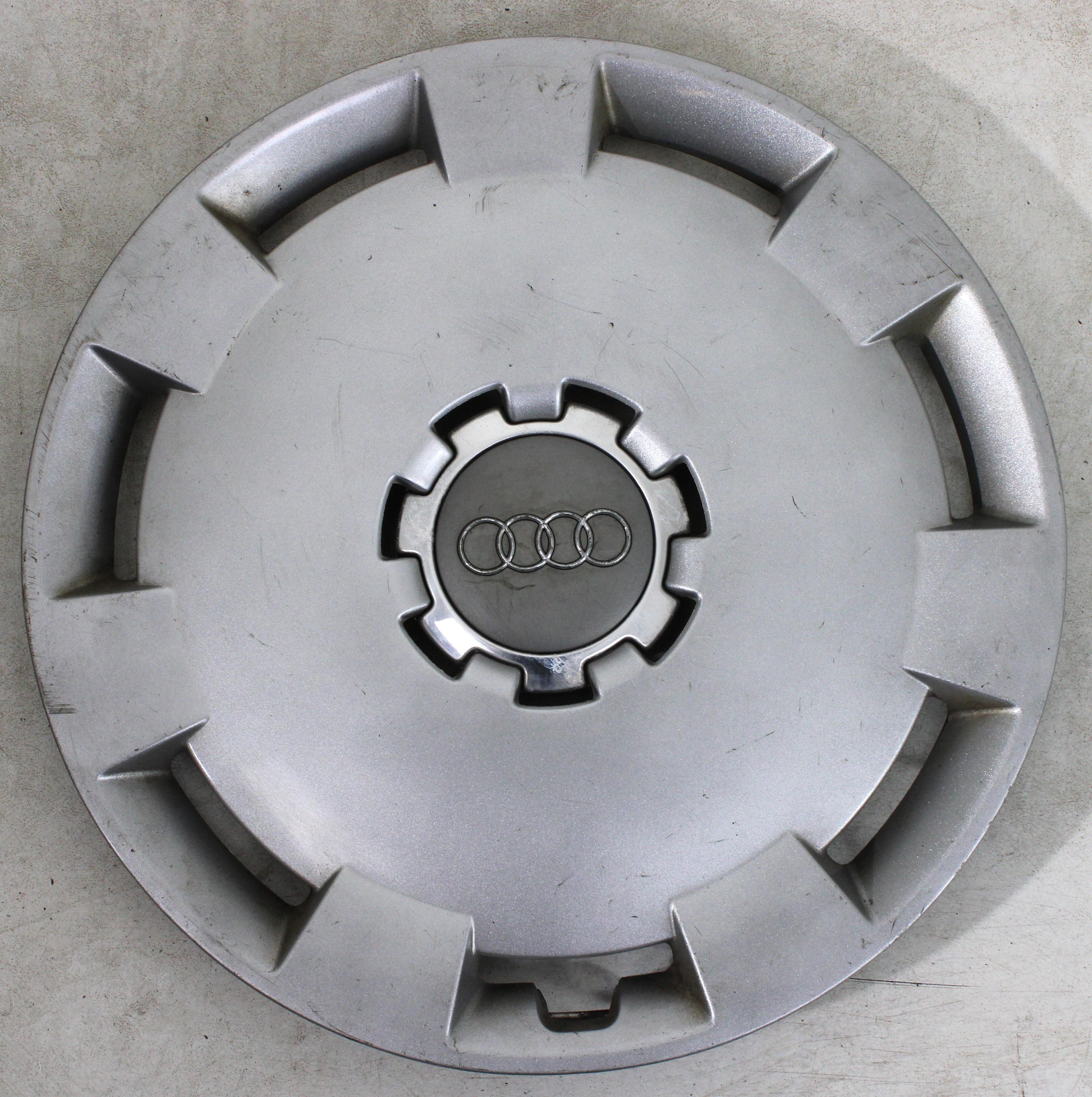 1 X ORIGINAL 16" RADKAPPE AUDI A3 A4 8P0601147A