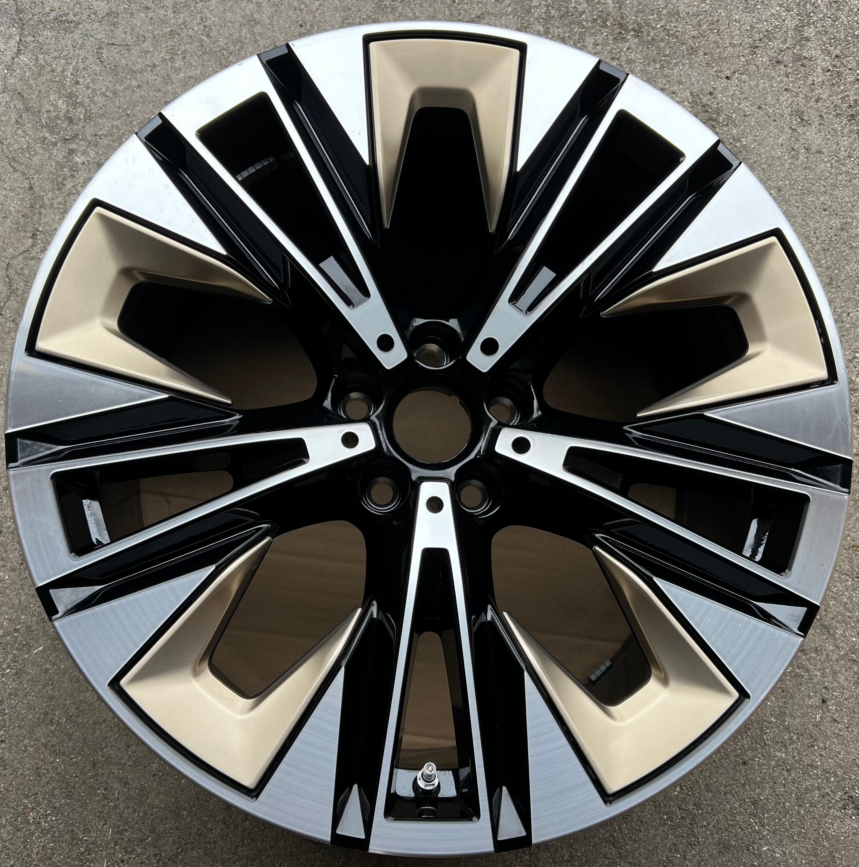 1 X CERCHIO ORIGINALE IN ALLUMINIO 20" BMW SERIE 5 i5 G60 G61 STYLING 937 5A324E5 10x20 ET46