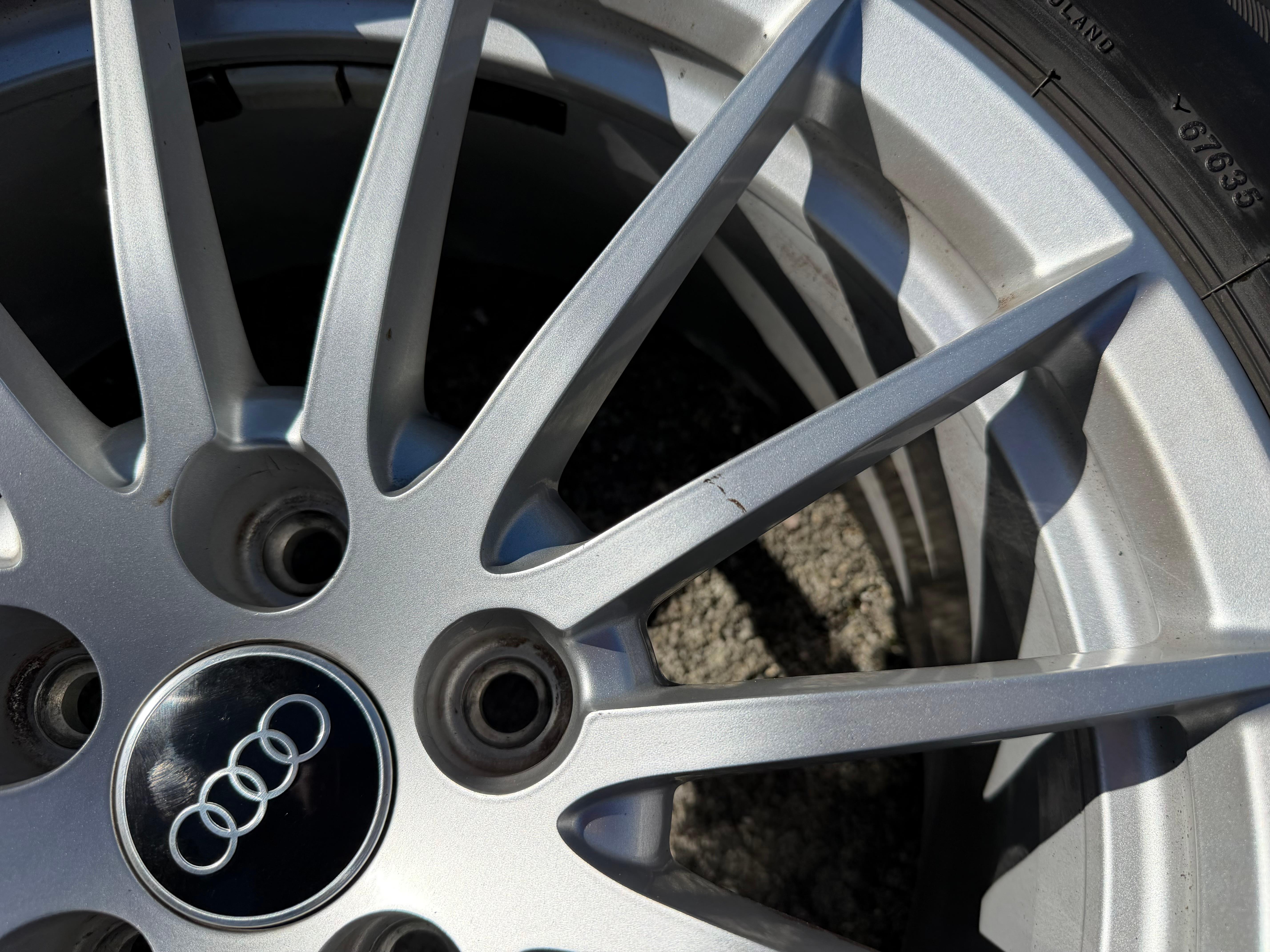 4 Original 17" Alu Winterräder Audi A5 F5 8W 225/50R17 98H 8W0601025AE Bridgestone