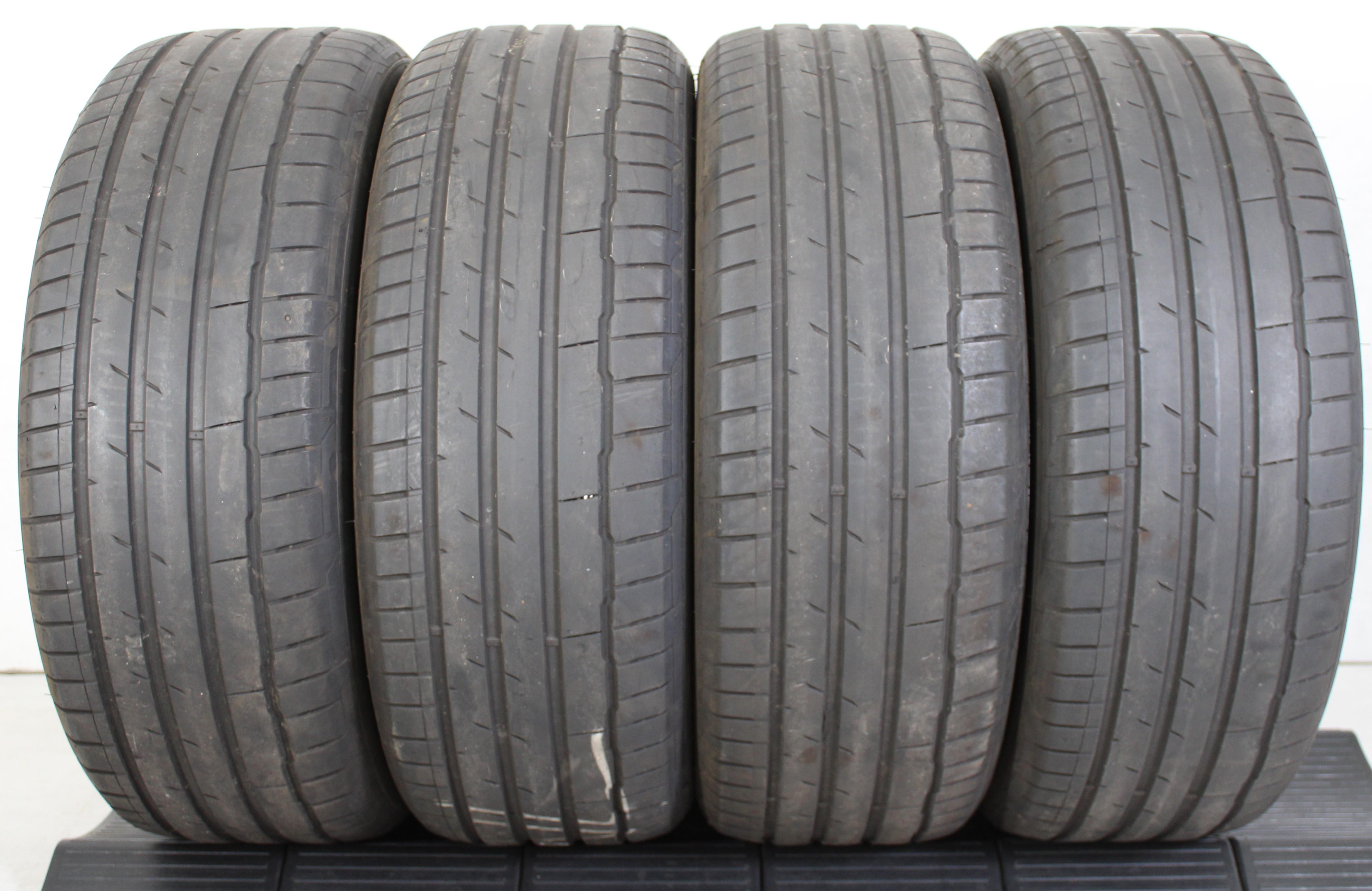 4 x 235/55R18 100V zomerbanden Hankook Ventus S1 Evo 3 EV 5mm 2022