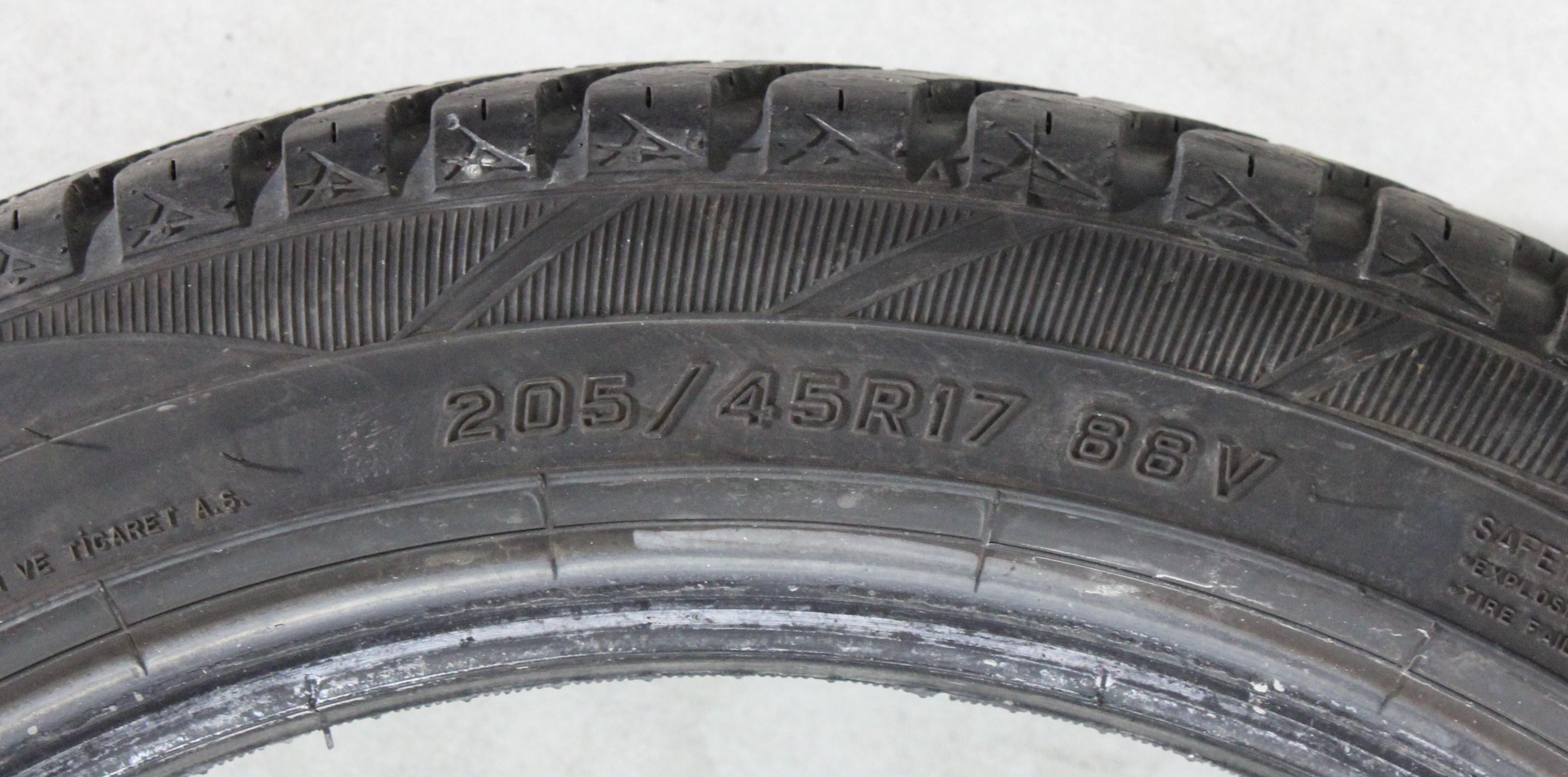 2 x 205/45R17 88V pneus toutes saisons Falken Euroall Season AS210 6-6,5mm 2023 XL