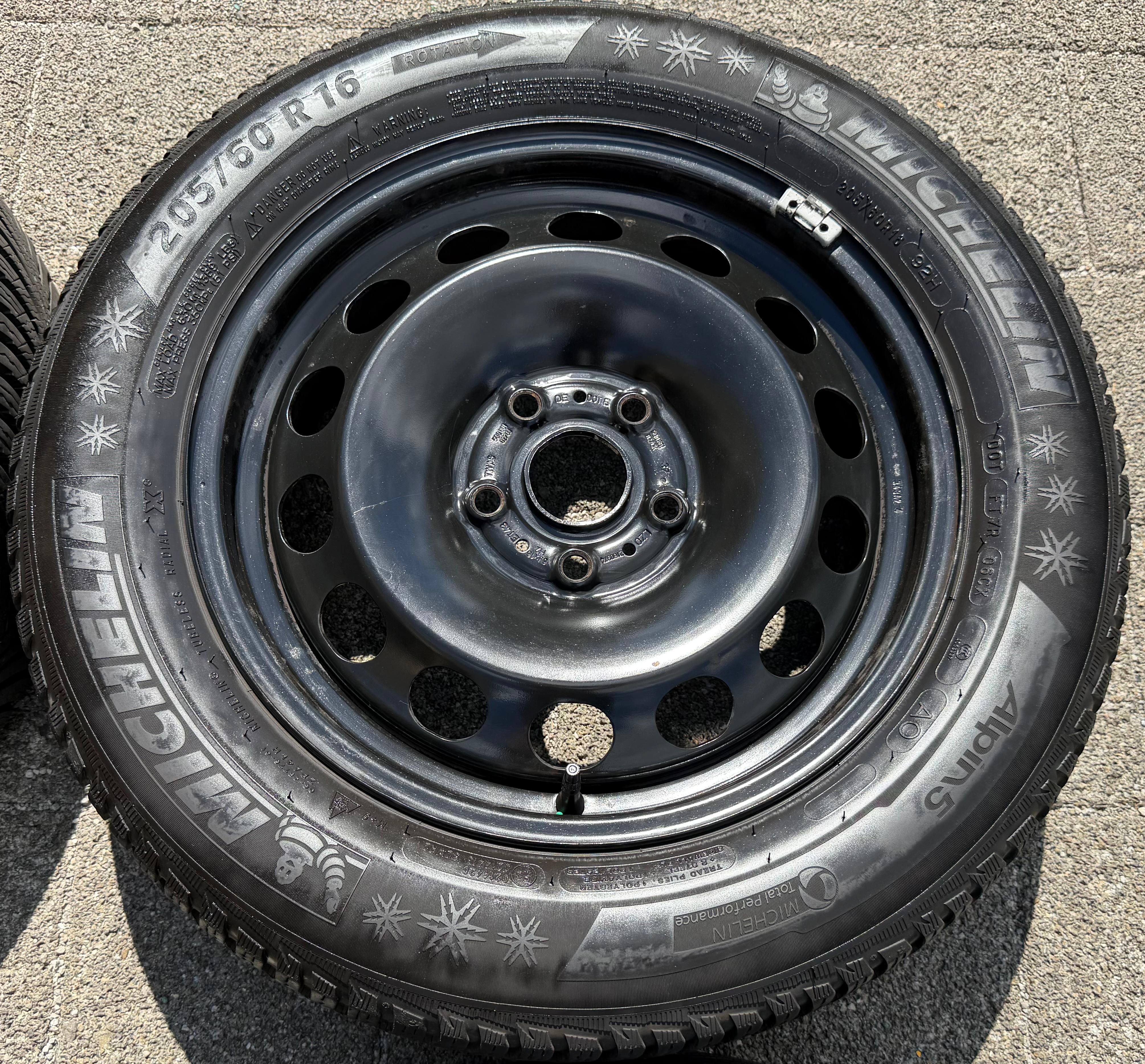 4 Winterräder Audi Q2 GA VW T-ROC A11 205/60R16 92H Michelin Alpin 5 Winterreifen