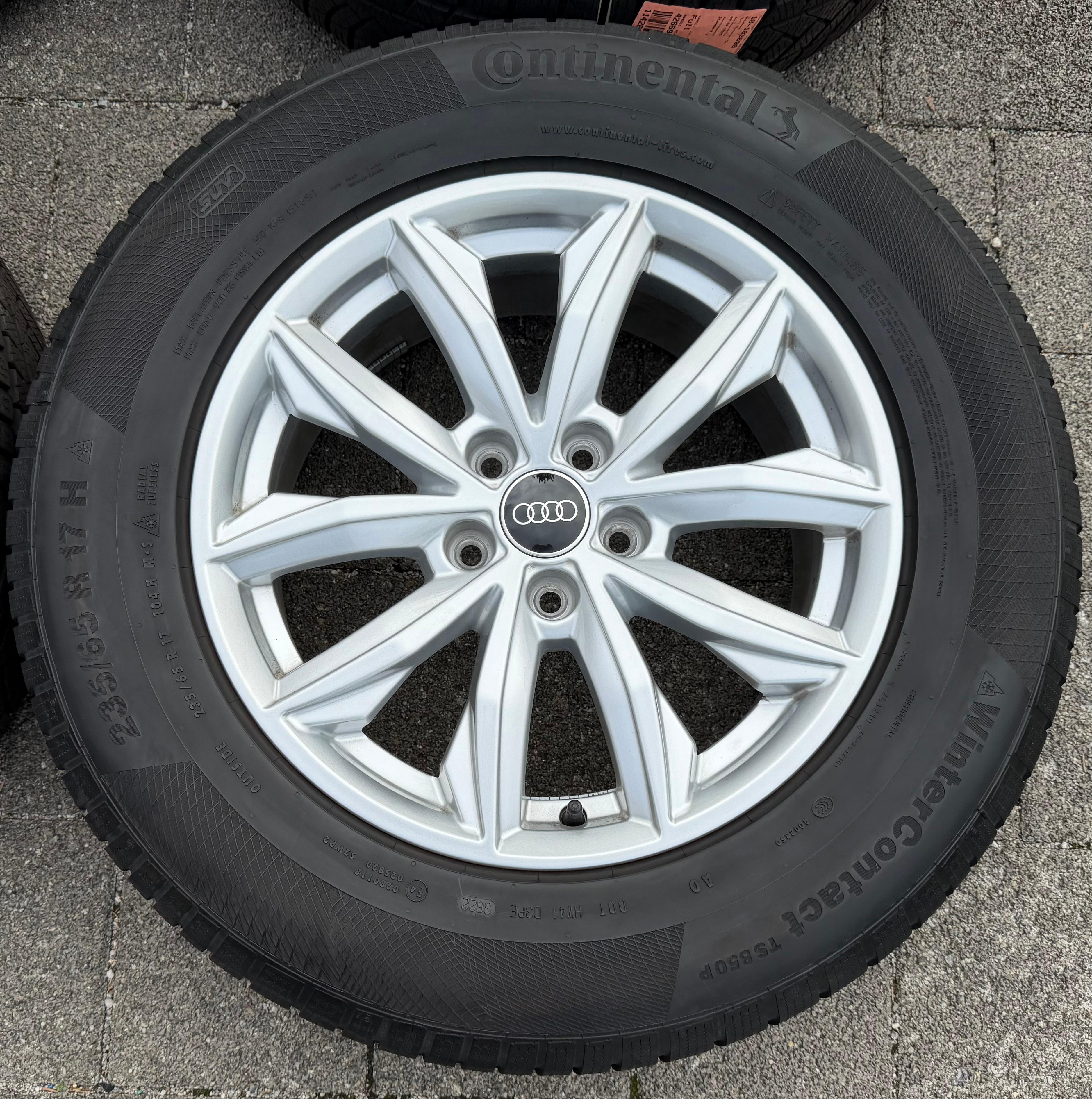 4 roues hiver en alliage d’origine 17" Audi Q5 FY 80A601025J 7x17 ET34 235/65R17 104H 2022
