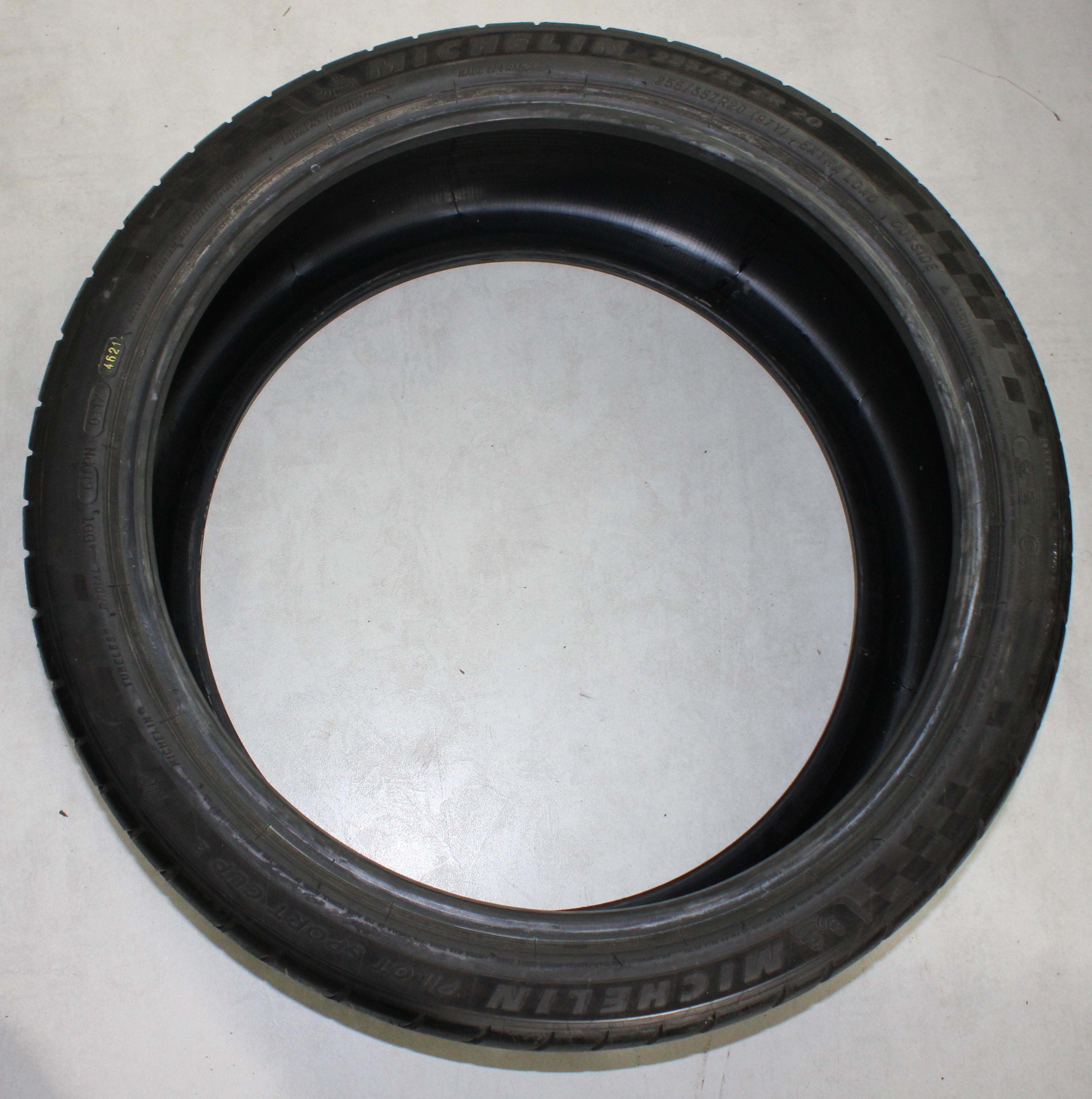2 x 255/35R20 97Y 2 x 315/30R21 105Y zomerbanden Michelin Pilot Sport Cup 2 NO 5,5-6 mm 2021 XL