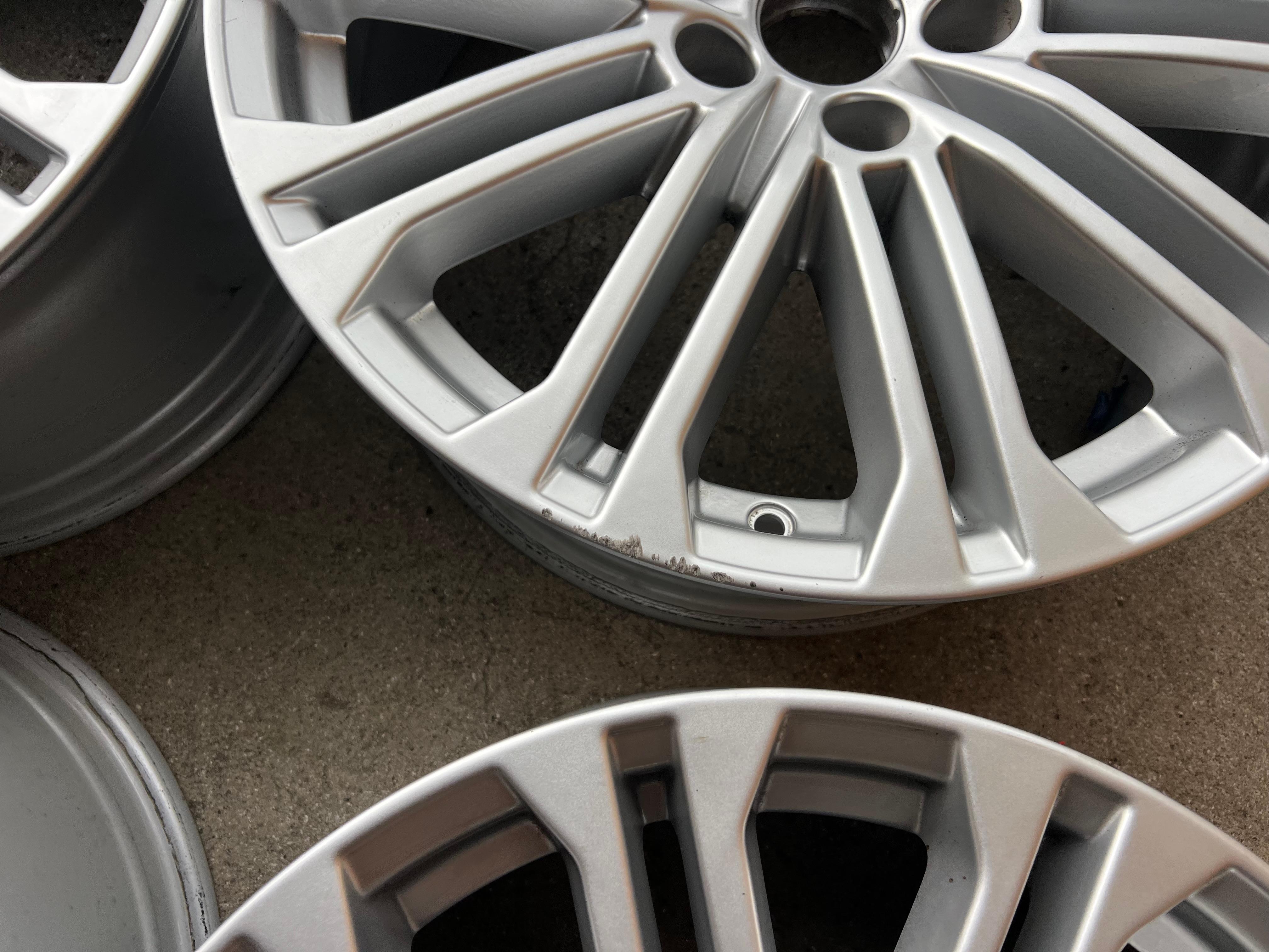 4 ORIGINAL 18" ALUFELGEN AUDI A5 S5 F9 8W 8W0601025EE 8x18 ET31 FREIHAUS