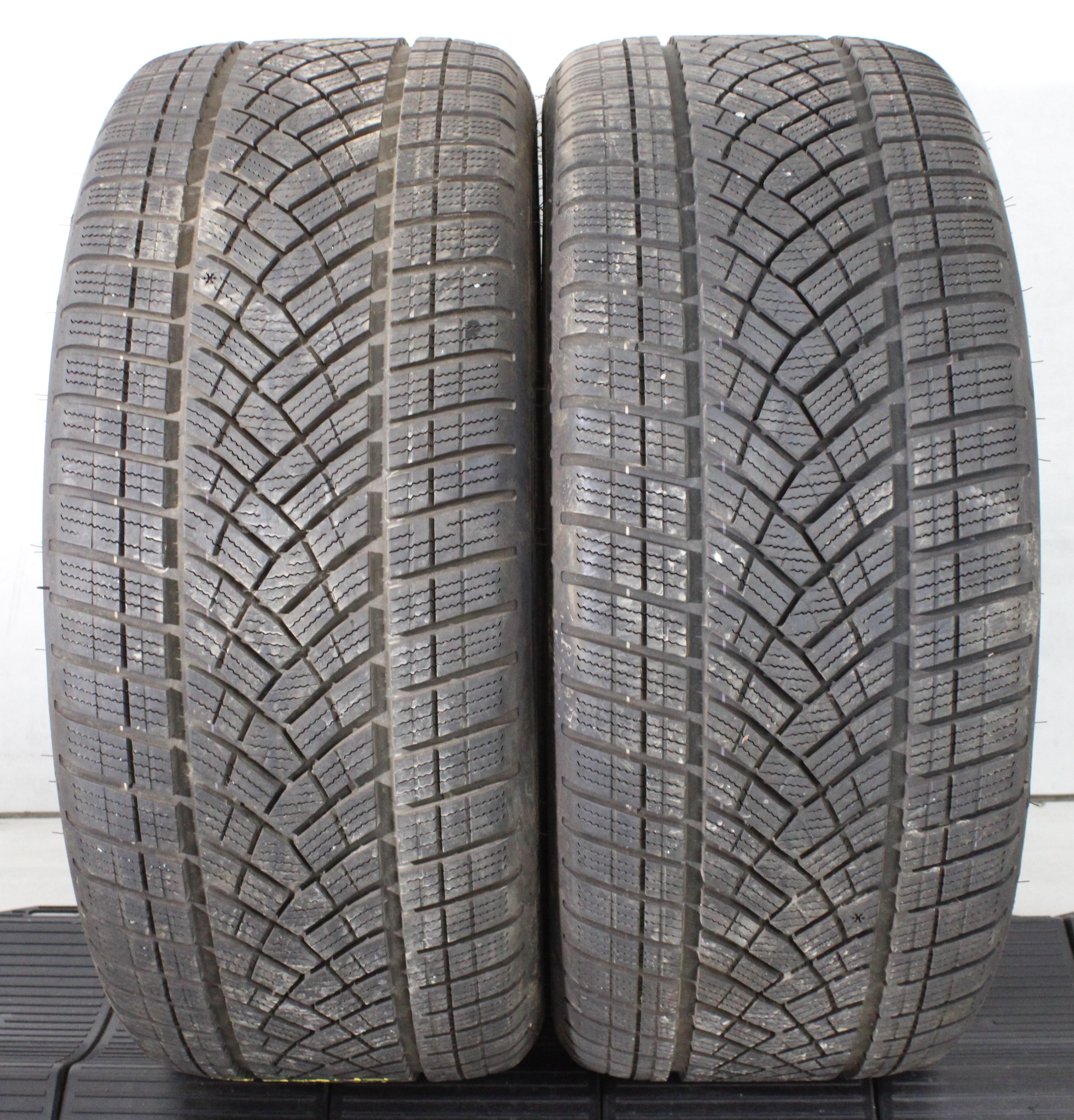 2 x 285/45R20 112H Winterreifen Goodyear Ultra Grip Performance + SUV 6,5-7mm 2023 AO