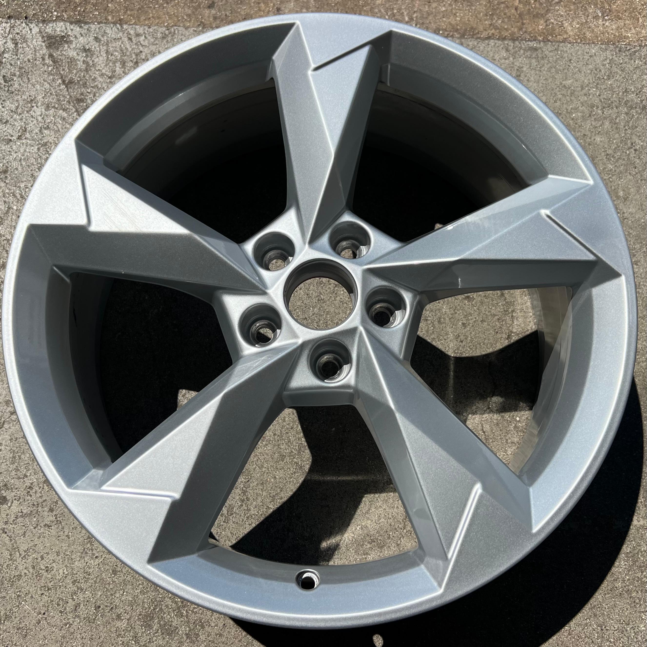 1 X ORIGINAL 19" ALUFELGE AUDI Q3 F3 83A601025N 7x19 ET43 FELGE FREIHAUS