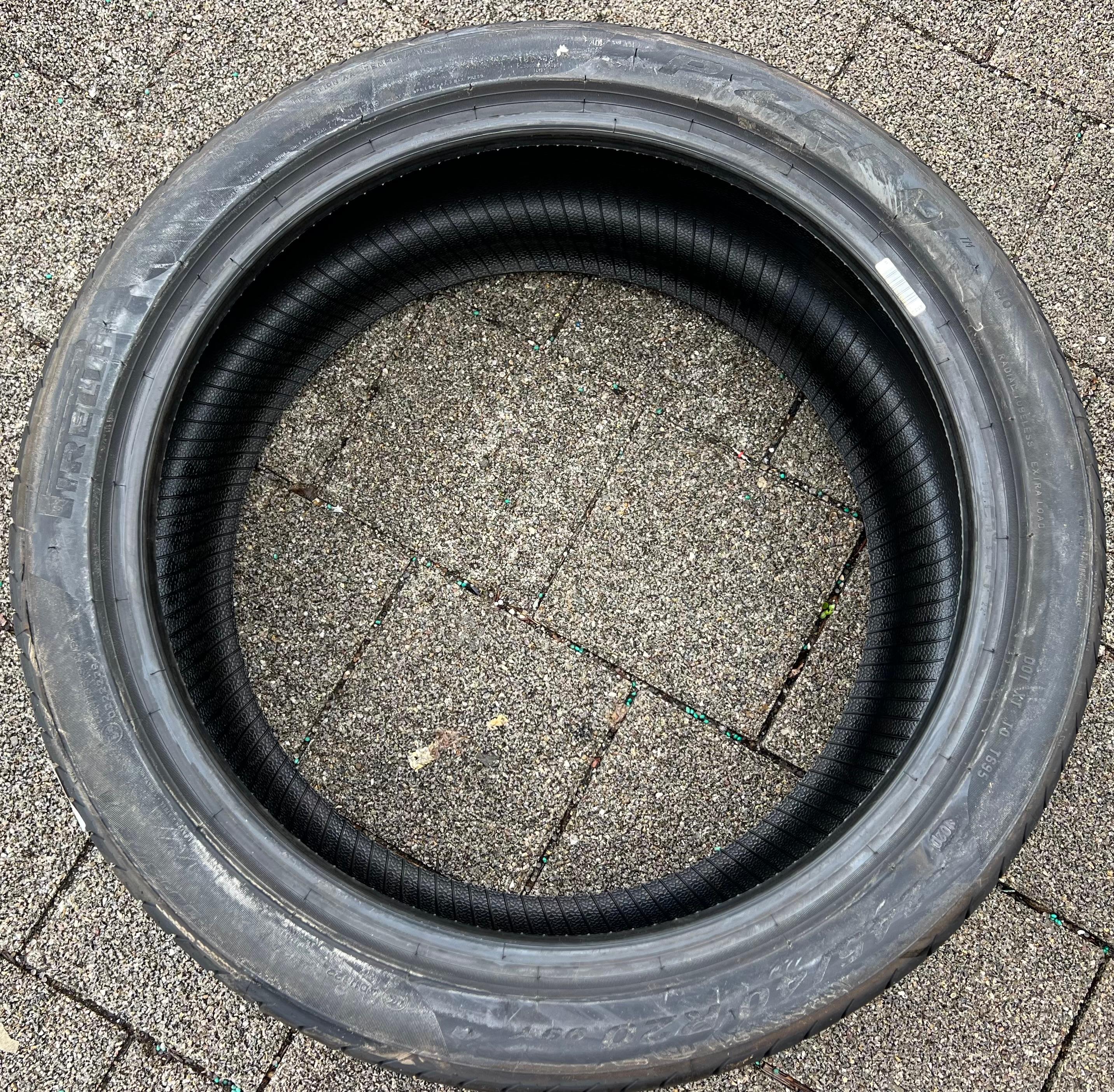 1 x 245/40R20 99Y zomerband Pirelli PZero MO NIEUW 2020