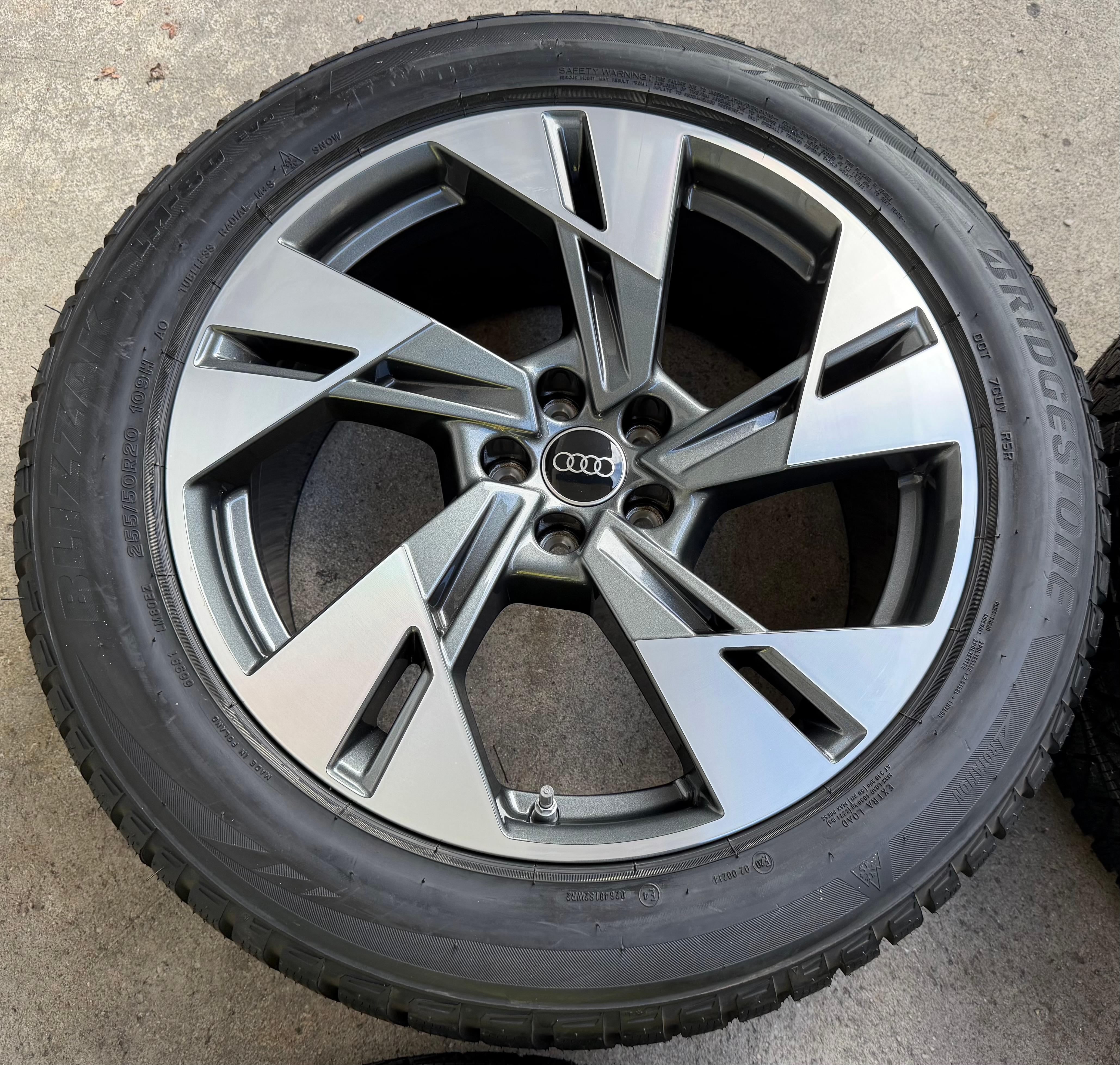 4 Original 20" Alu Winterräder Audi E-Tron Q8 Etron 4KE601025T 255/50R20 109H NEU