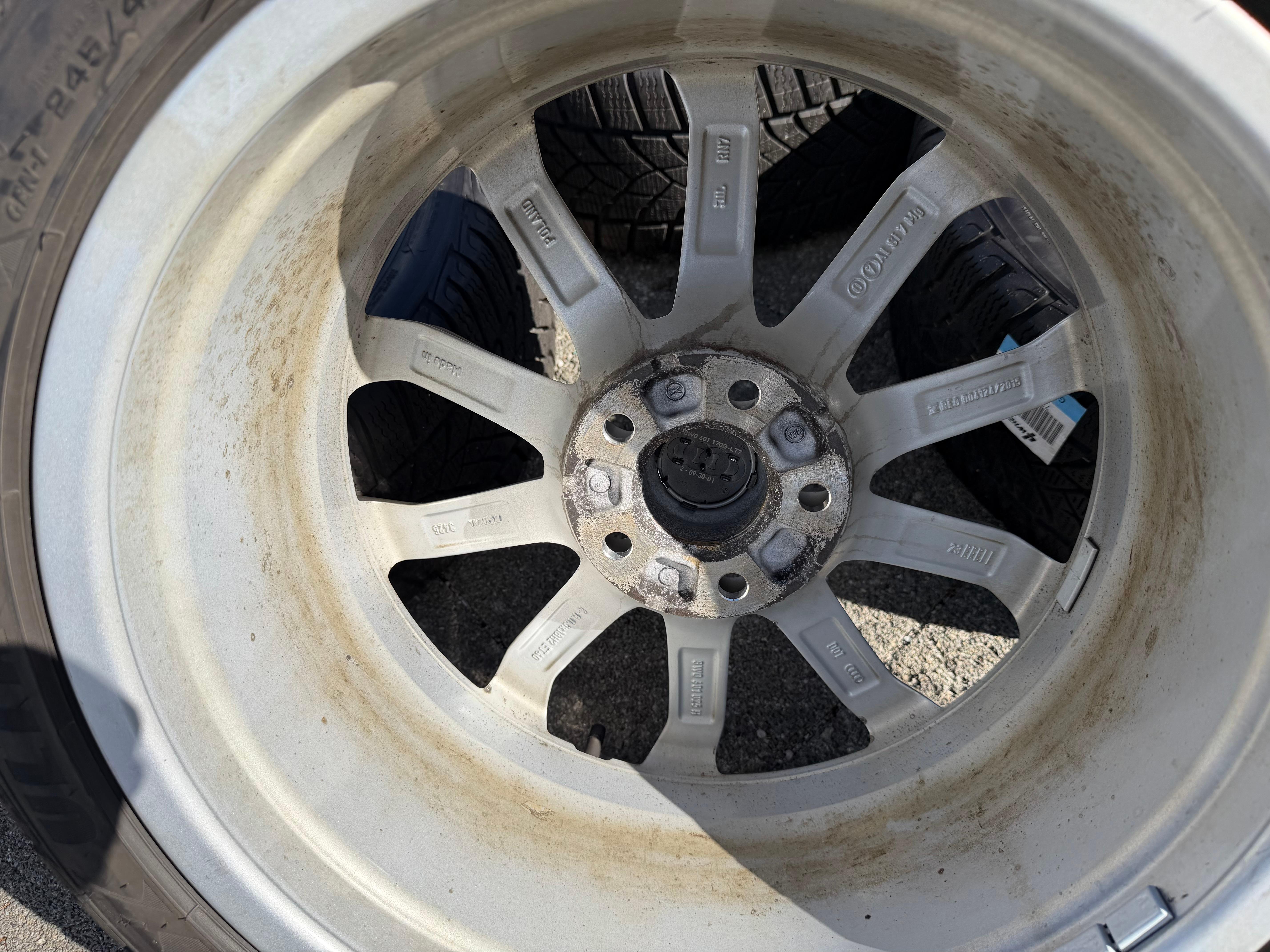 4 Original 18" Alu Winterräder Audi A4 S4 8W B9 8W0601025HM 245/40R18 97V 2023