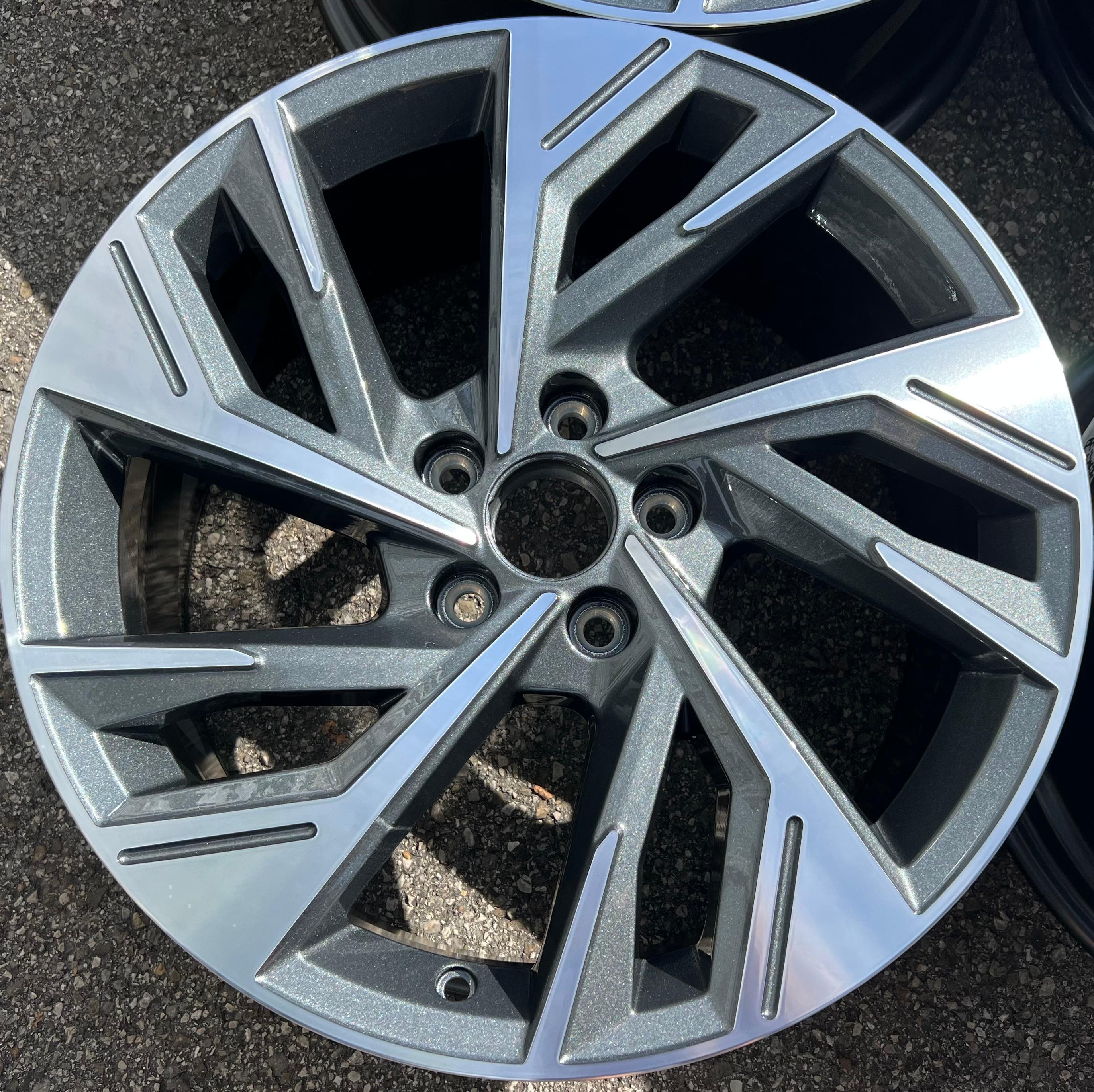 4 ORIGINAL 18" ALUFELGEN FELGEN AUDI A3 S3 8Y 8Y0601025AB 7,5x18 ET42 FREIHAUS