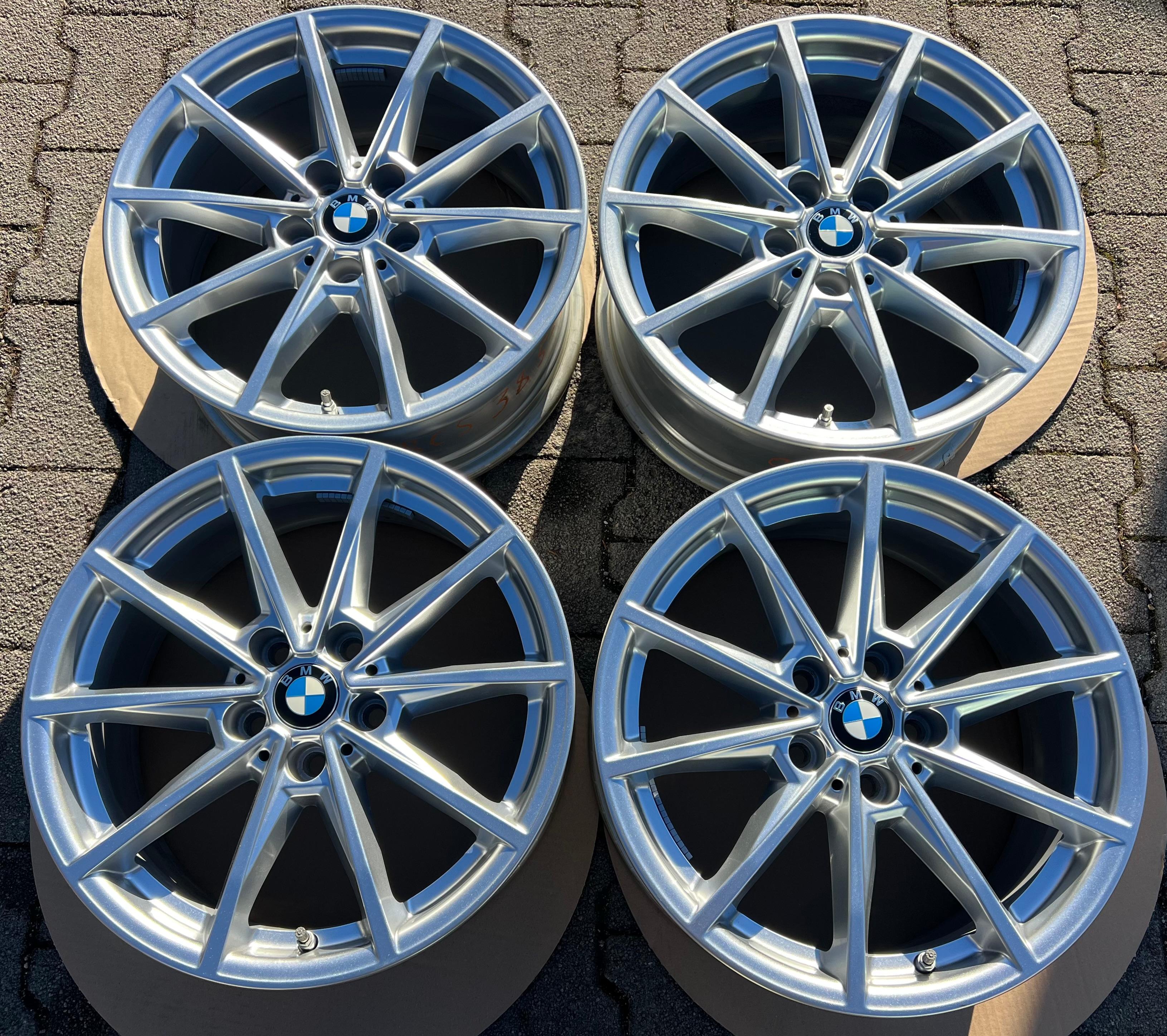 4 ORIGINAL 17" ALUFELGEN BMW 4ER REIHE G26 i4 6896762 7,5x17 ET30 FREIHAUS
