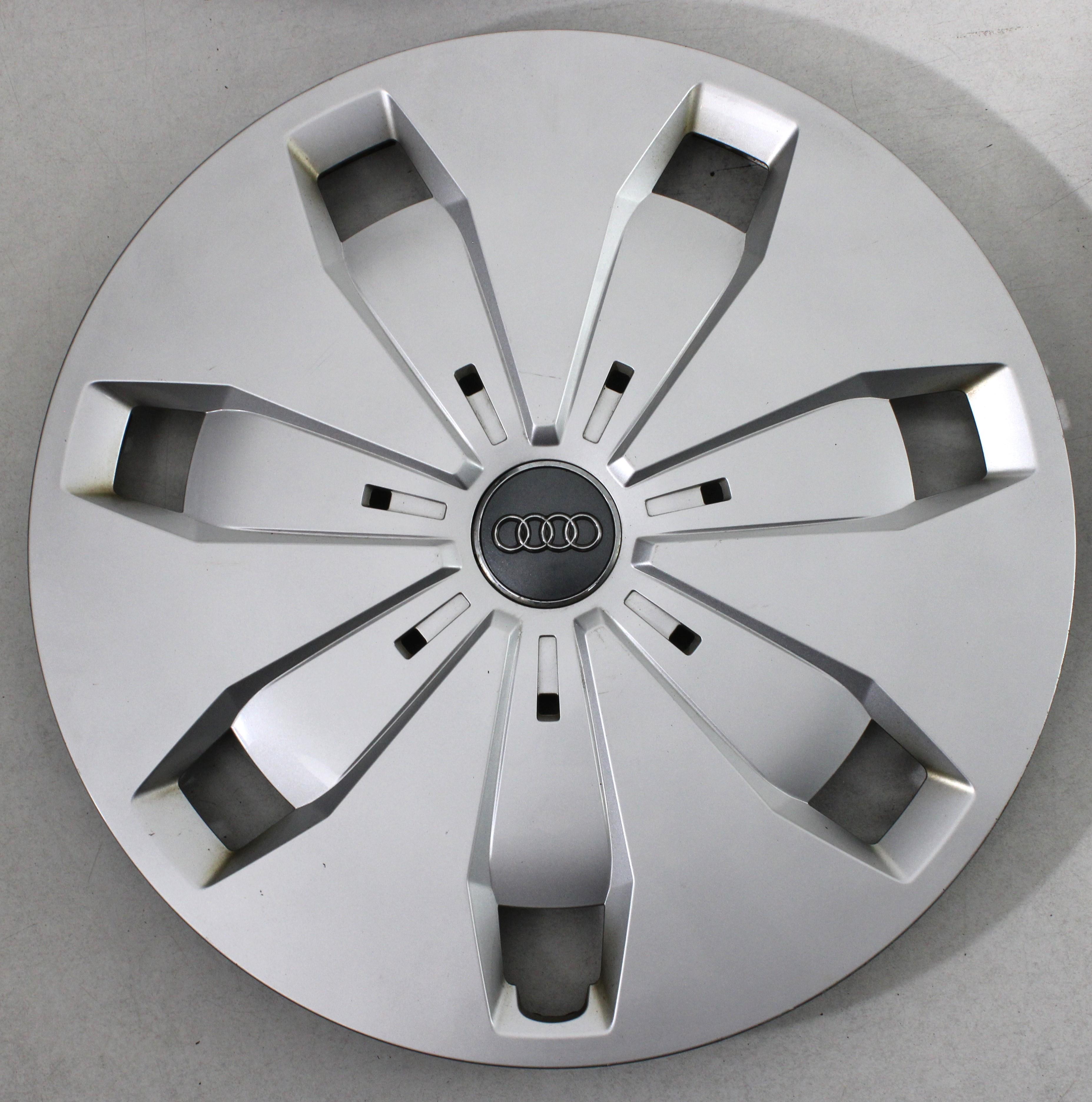4x Original 16" Radkappen Audi A3 A4 Q2 81A601147 16 Zoll Radblenden