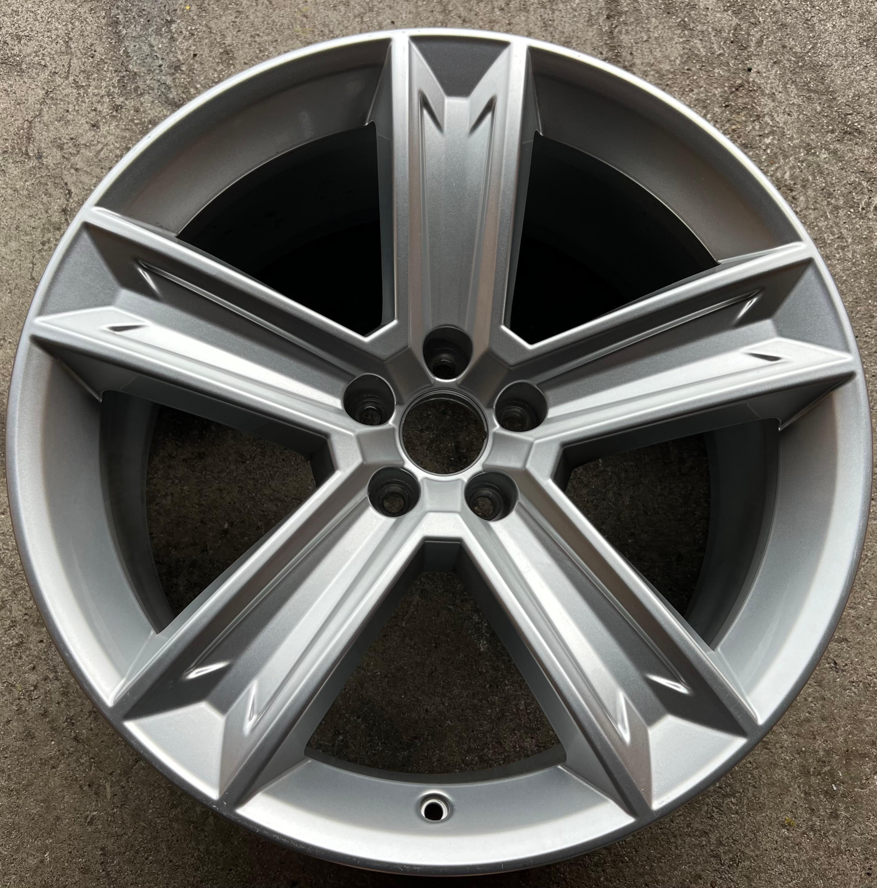 1 X ORIGINAL 20" ALUFELGE AUDI Q8 4M8601025C 9x20 ET20 FELGE FREIHAUS