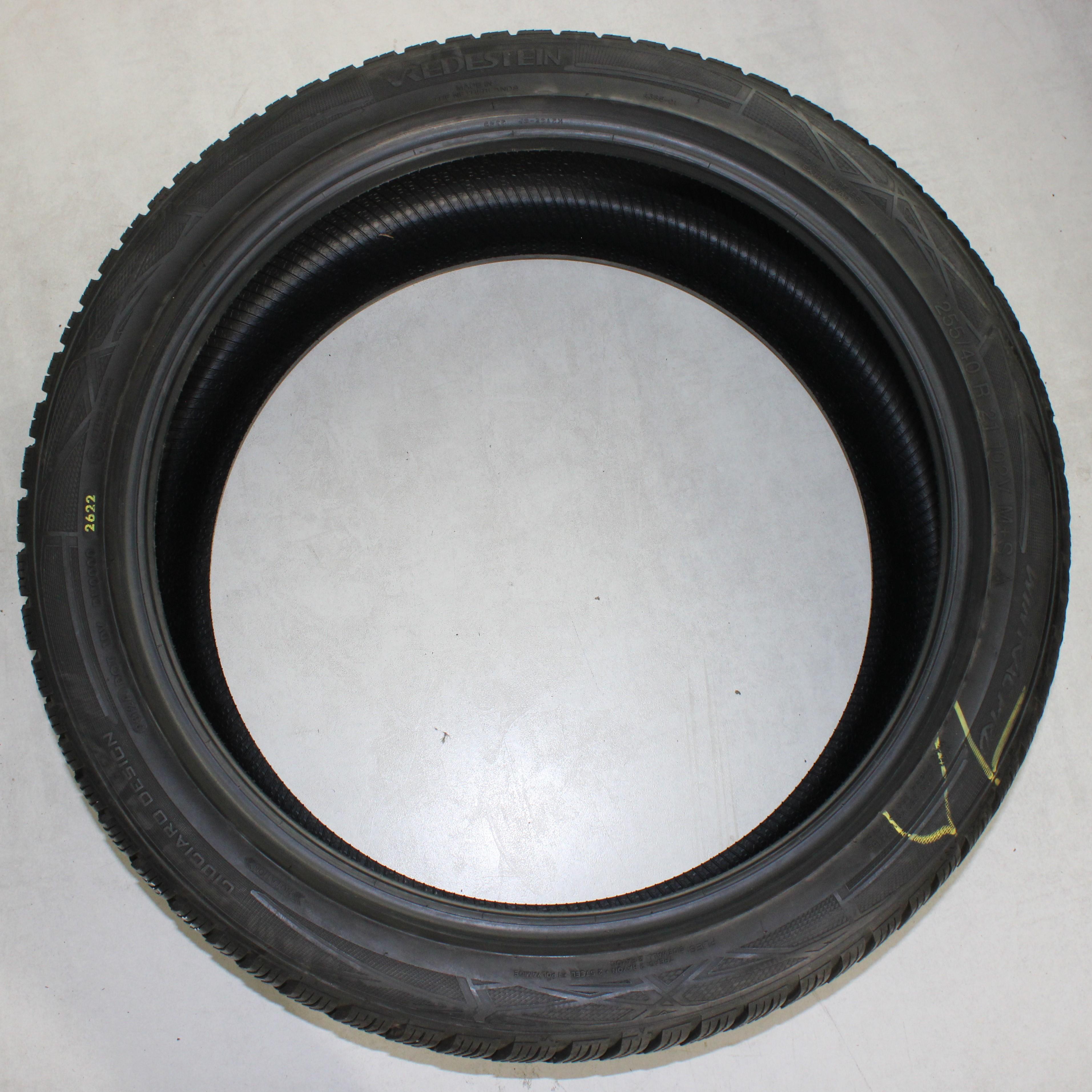 2 x 255/40R21 102V pneumatici invernali Vredestein Wintrac Pro 7mm 2022