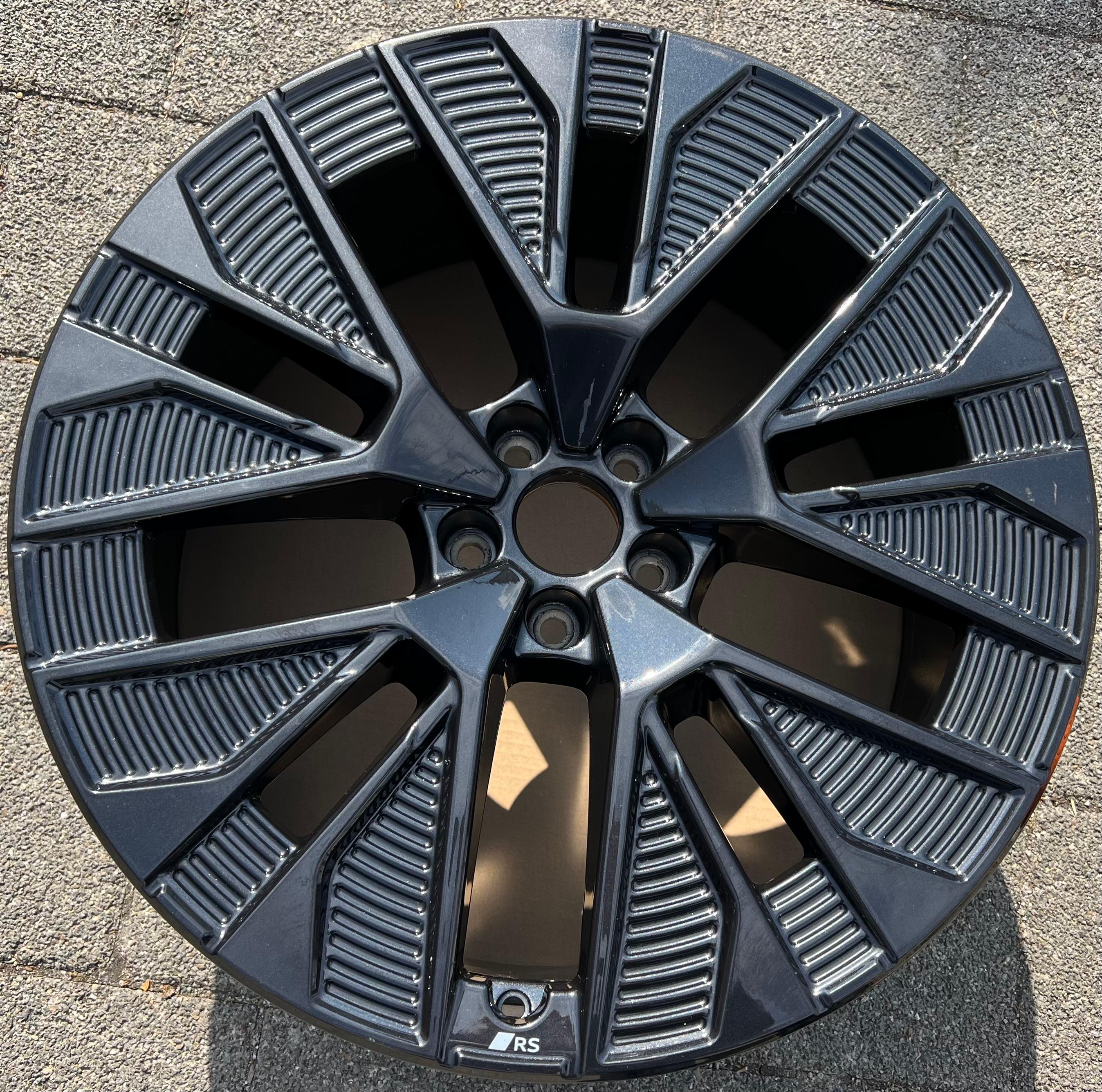 1 ORIGINELE 21" ALUMINIUM VELG VOOR AUDI E-TRON Q8 4KE 9,5x21 ET36 4KE601025AL GRATIS VERZENDING