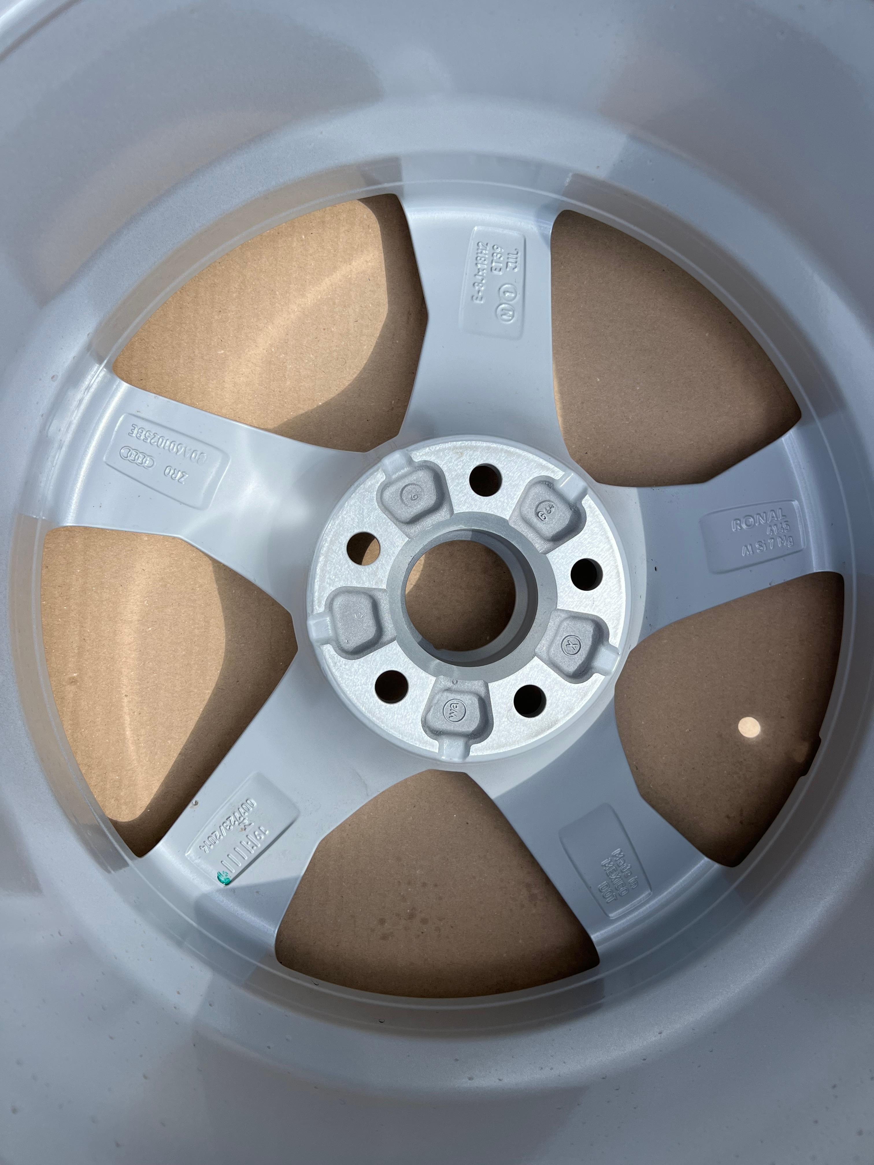 1 X ORIGINAL 18" ALUFELGE AUDI Q5 FY 80A601025BE 8x18 ET39 FREIHAUS