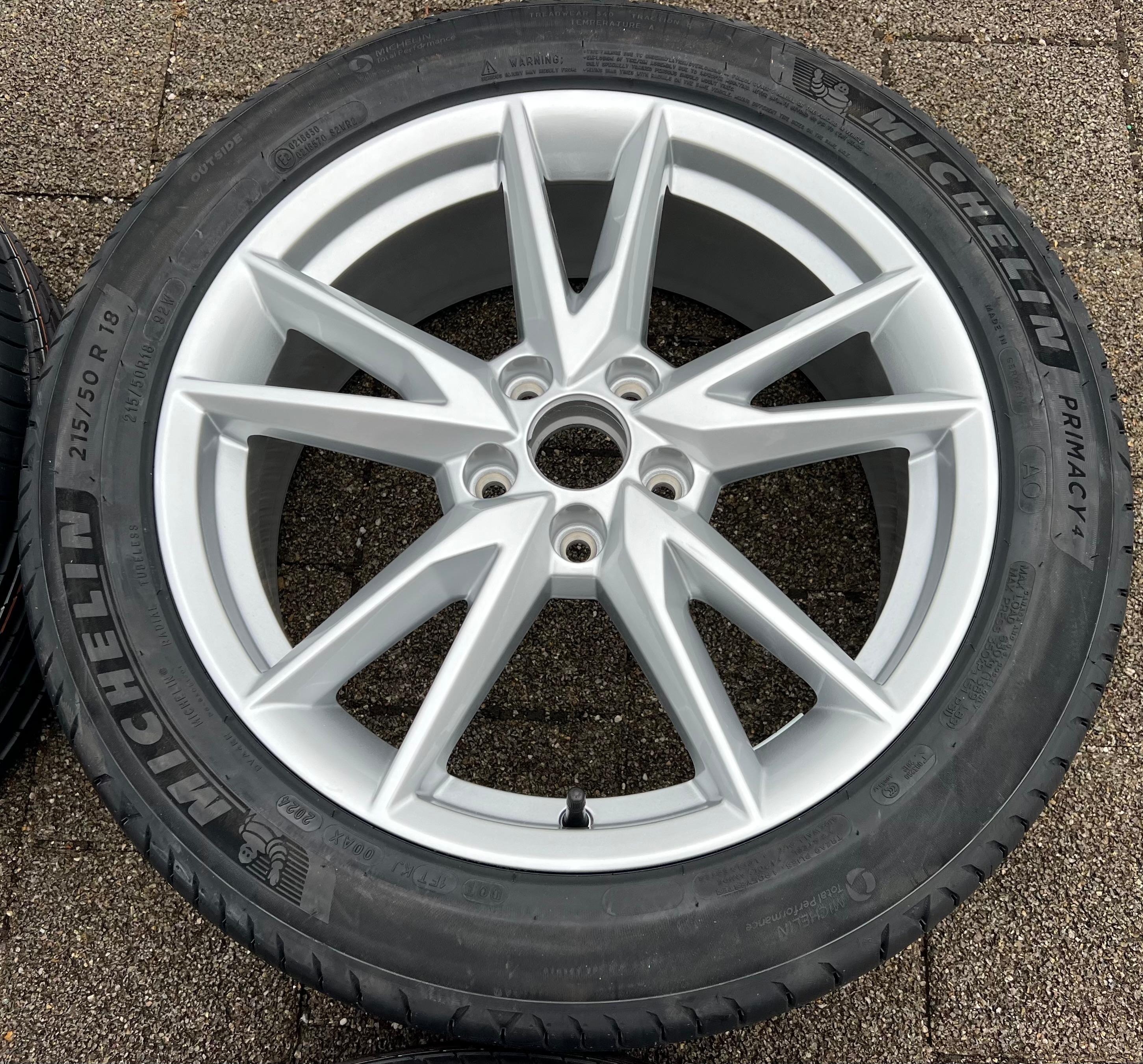 4 ROUES D'ÉTÉ ORIGINALES 18" EN ALUMINIUM AUDI Q2 215/50R18 92W MICHELIN 81A601025G 2024 NEU FREIHAUS