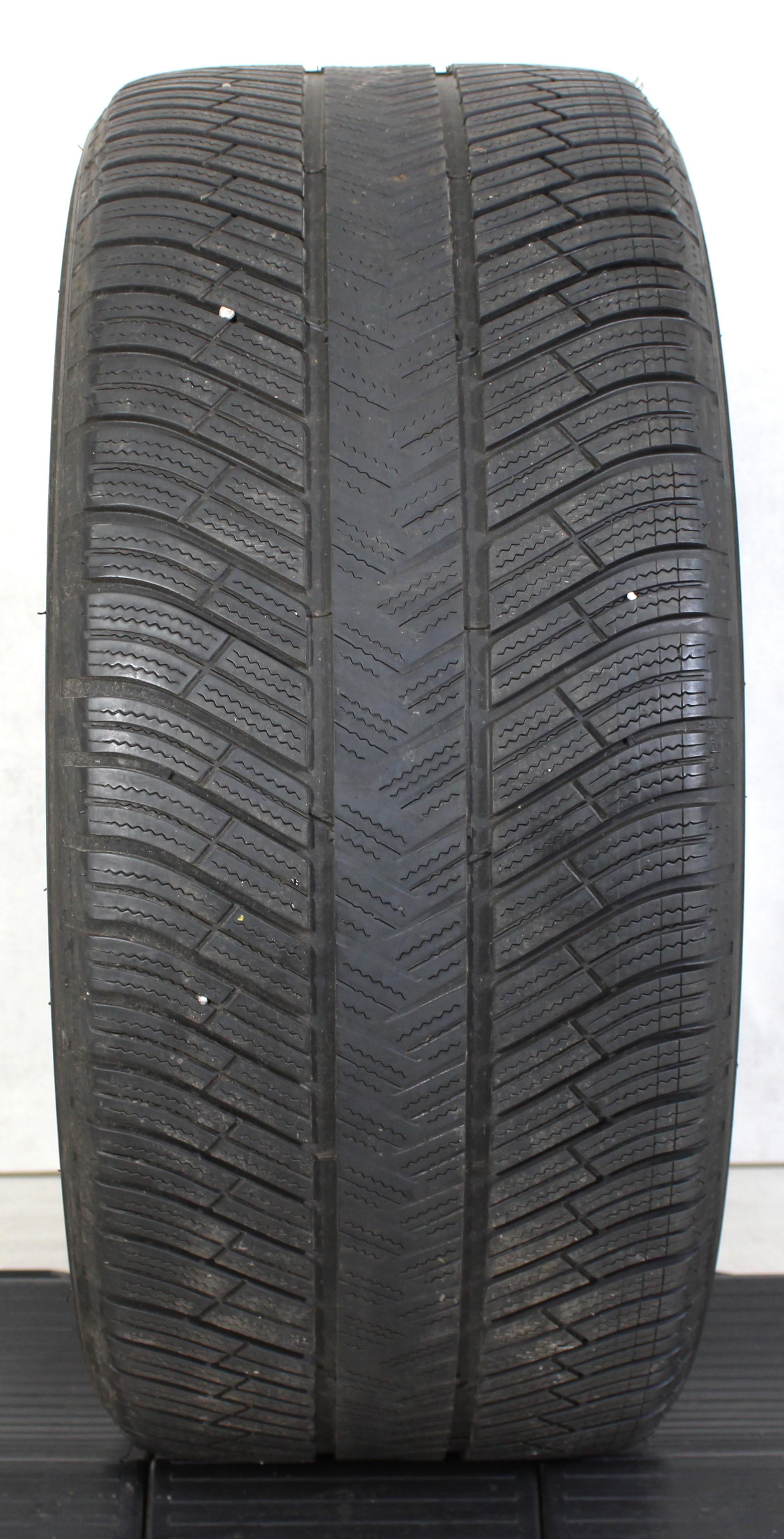 1 x 295/40R20 106V pneumatico invernale Michelin Latitude Alpin LA2 centro 4,5-5mm e sulle spalle 5,5-6mm 2017 N0