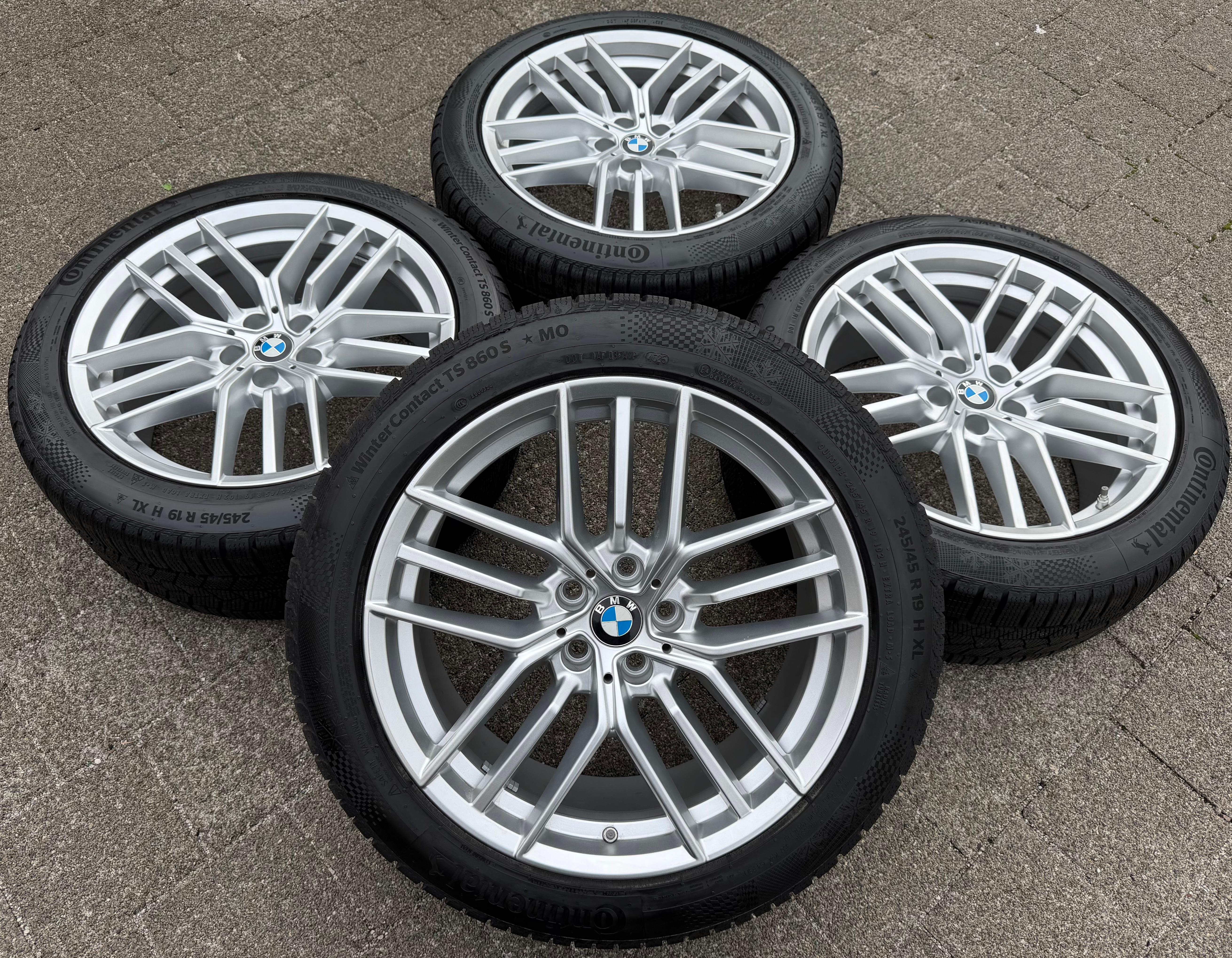 4 LLANTAS DE ALEACIÓN ORIGINALES DE 19" PARA INVIERNO BMW SERIE 5 i5 G60 G61 STYLING 933 CONTI 2025