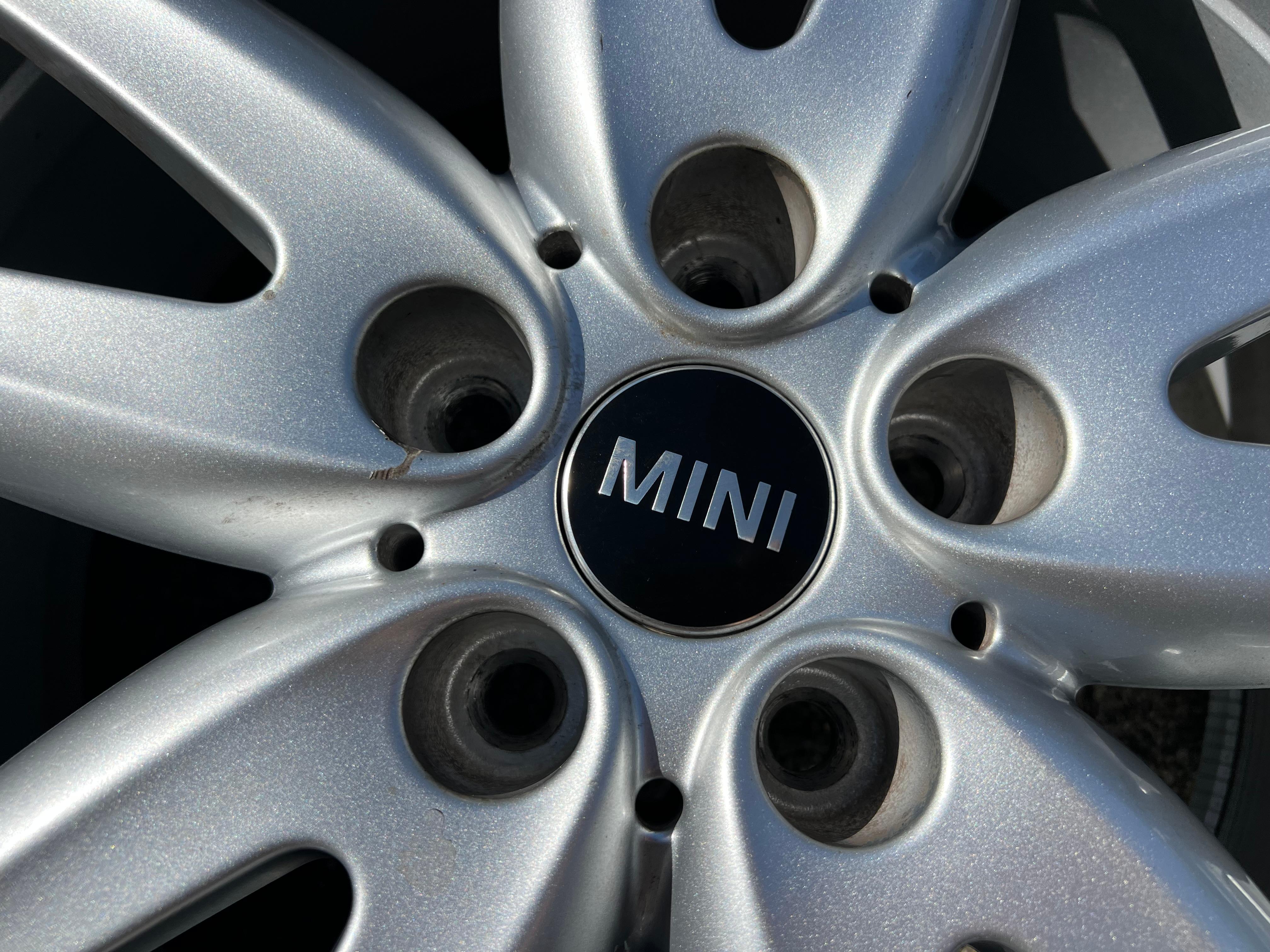 4 ORIGINAL 18" ALU WINTERRÄDER MINI COUNTRYMAN F60 225/50R18 95H 6888852 FREIHAU