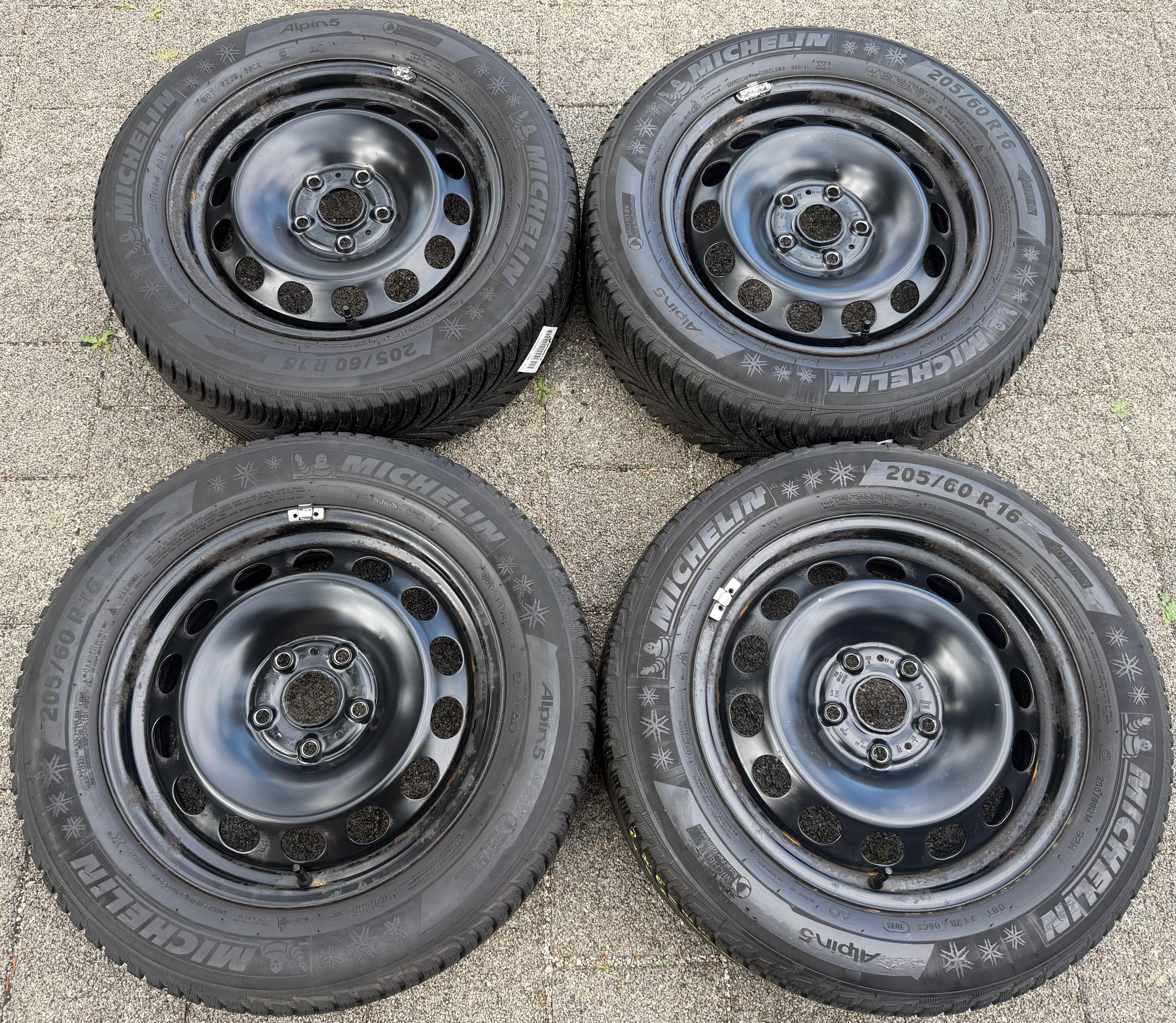 4 Winterräder Audi Q2 GA VW T-ROC A11 205/60R16 92H Michelin Alpin 5 Winterreifen