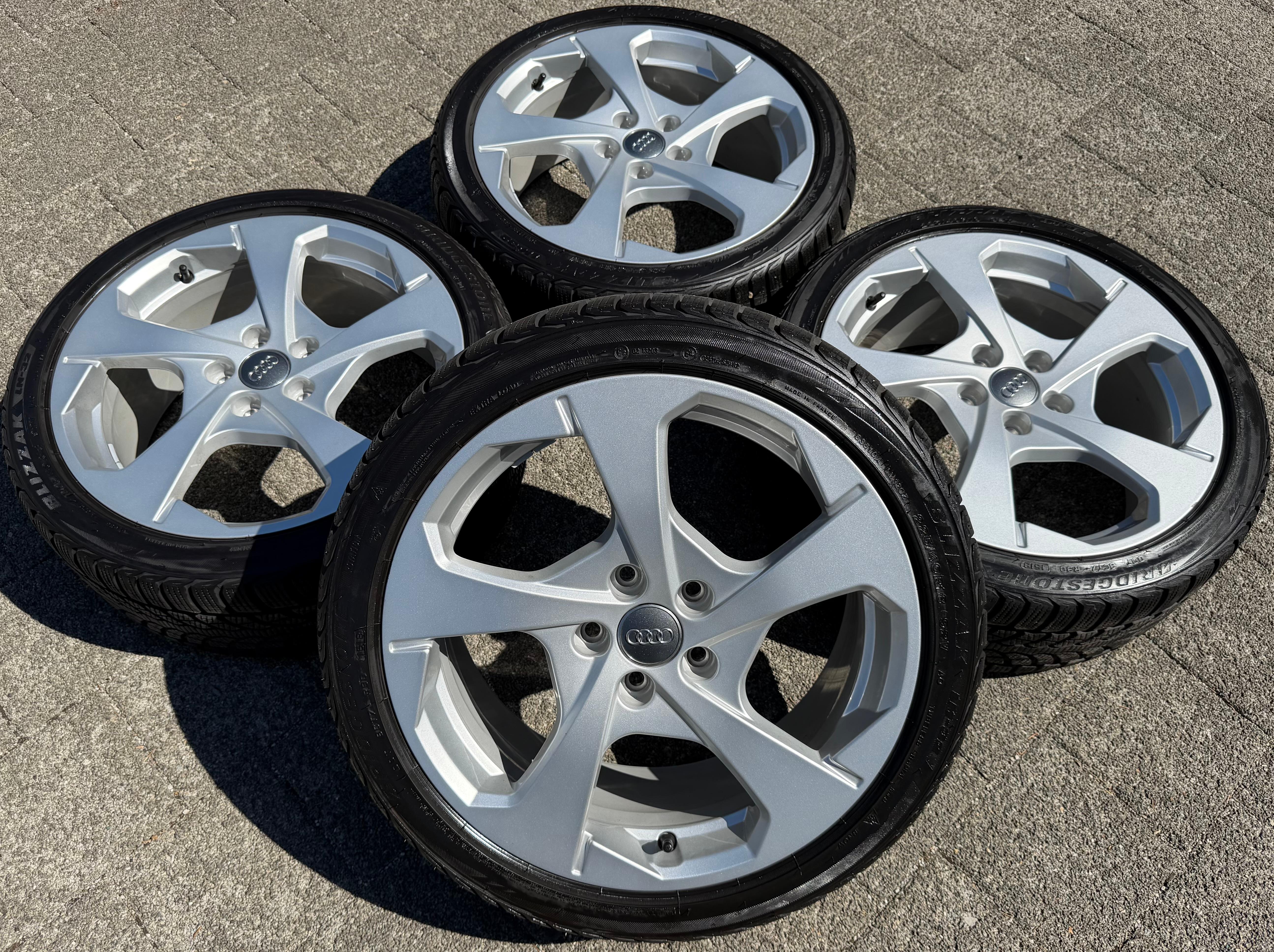 4 Original 18" Alu Winterräder Audi A3 S3 8V 8V0601025DJ 225/40R18 92V Bridgestone
