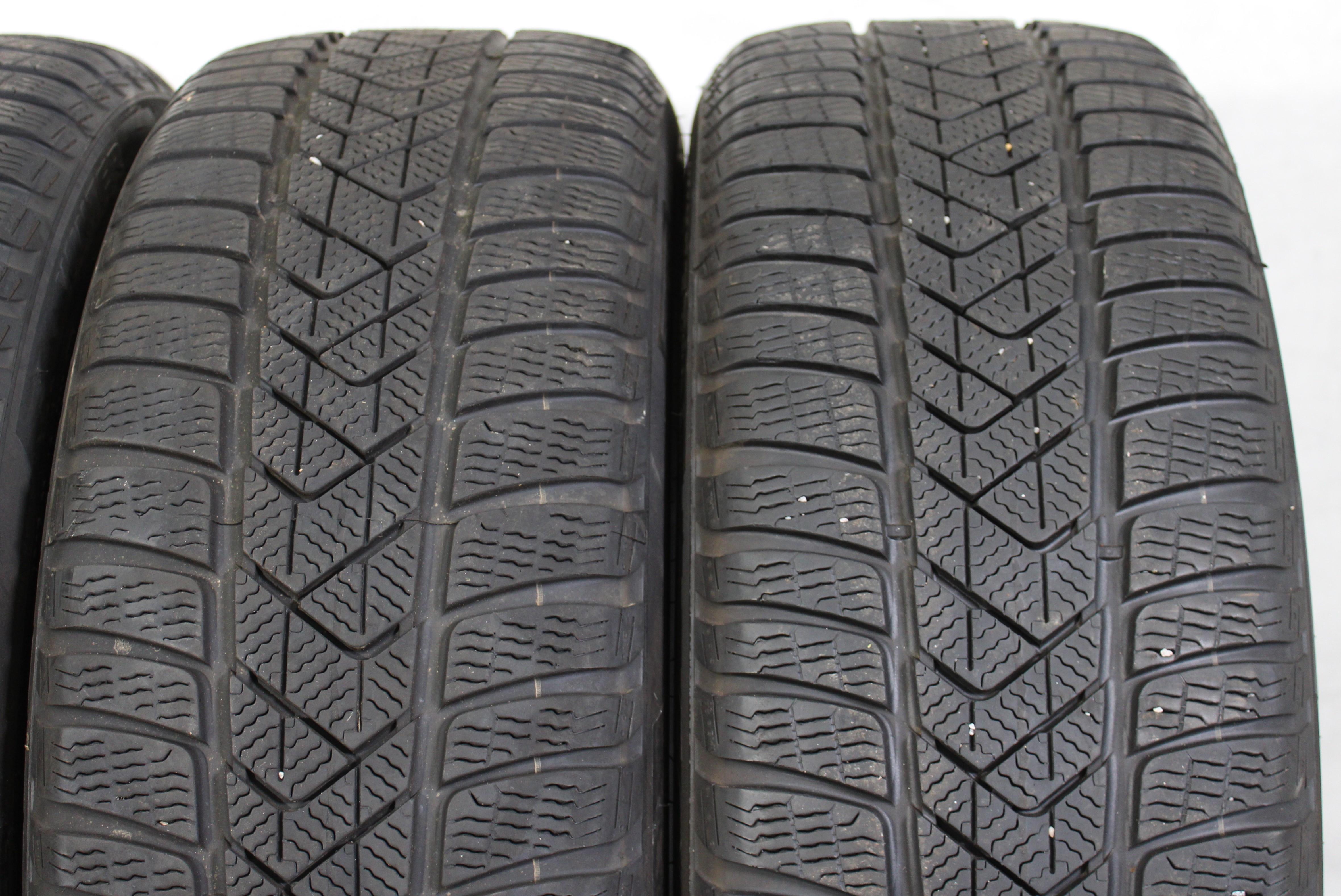 4 x 225/45R19 96V winterbanden Pirelli Sottozero 3 Runflat 6-6,5mm 2020 *