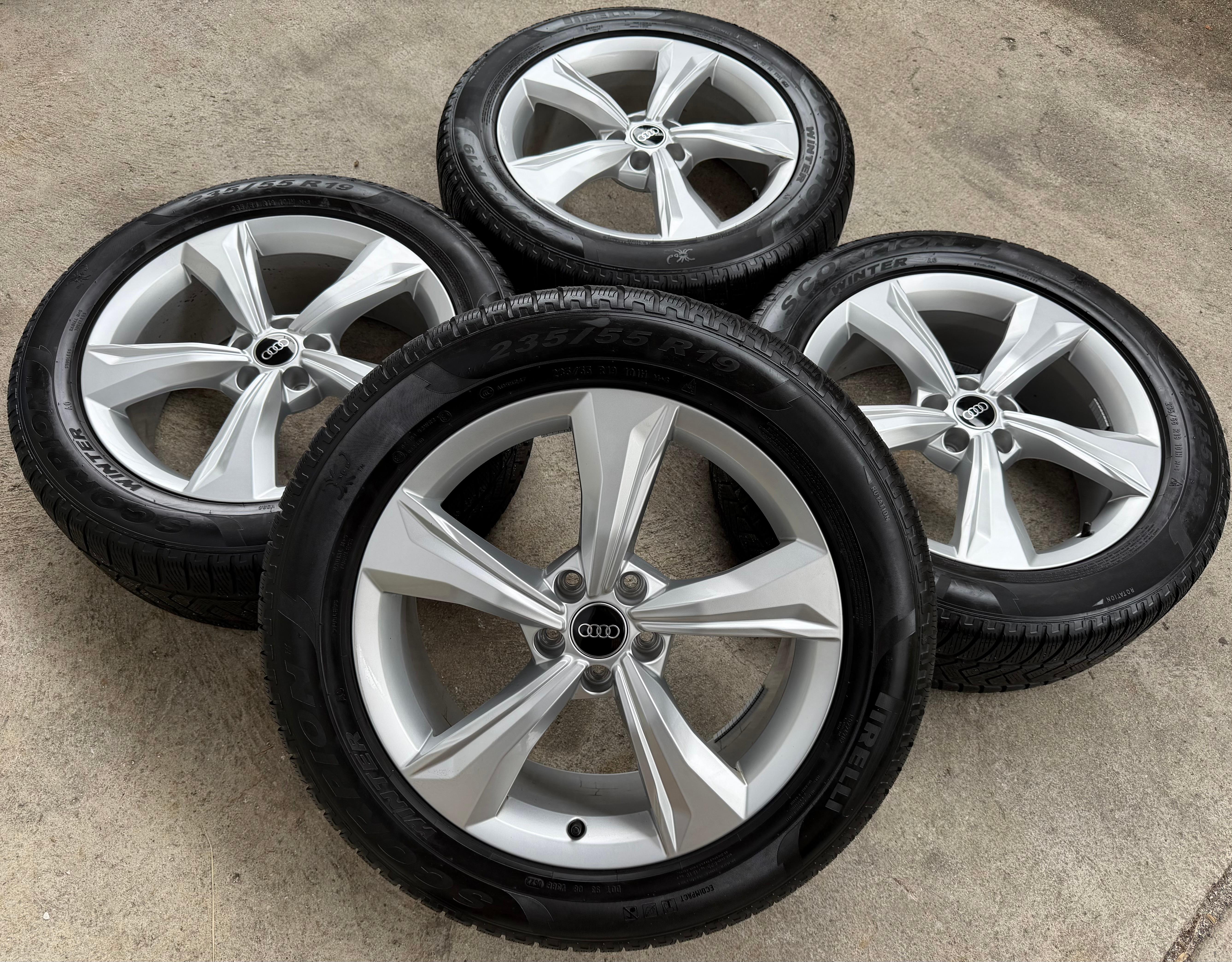 4 Original 19" Alu Winterräder Audi Q5 SQ5 FY 80A601025K 235/55R19 101H Pirelli