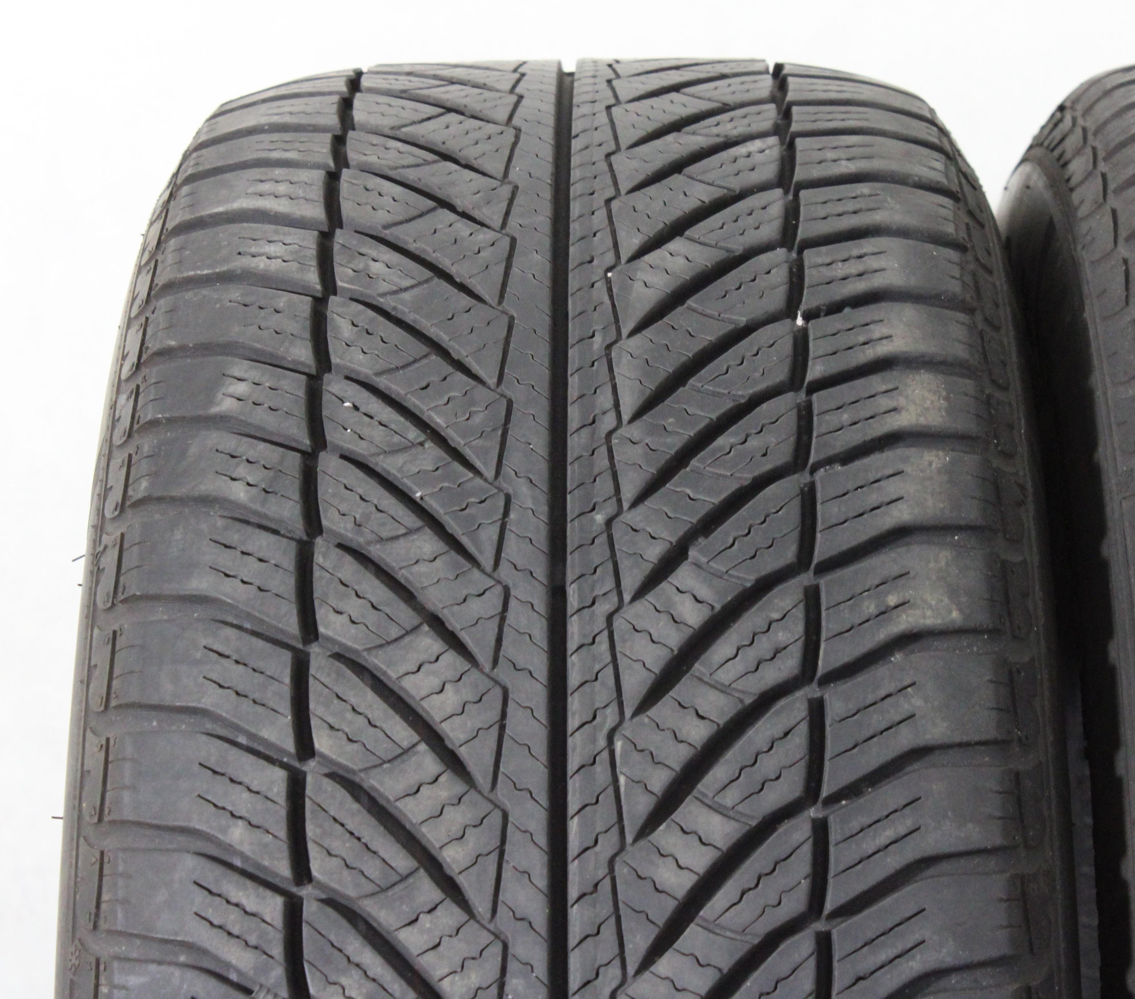 2 x 225/55R17 97H Winterreifen Goodyear Ultra Grip 8 Performance * 1x5-5,5mm/1x5,5-6mm 2016