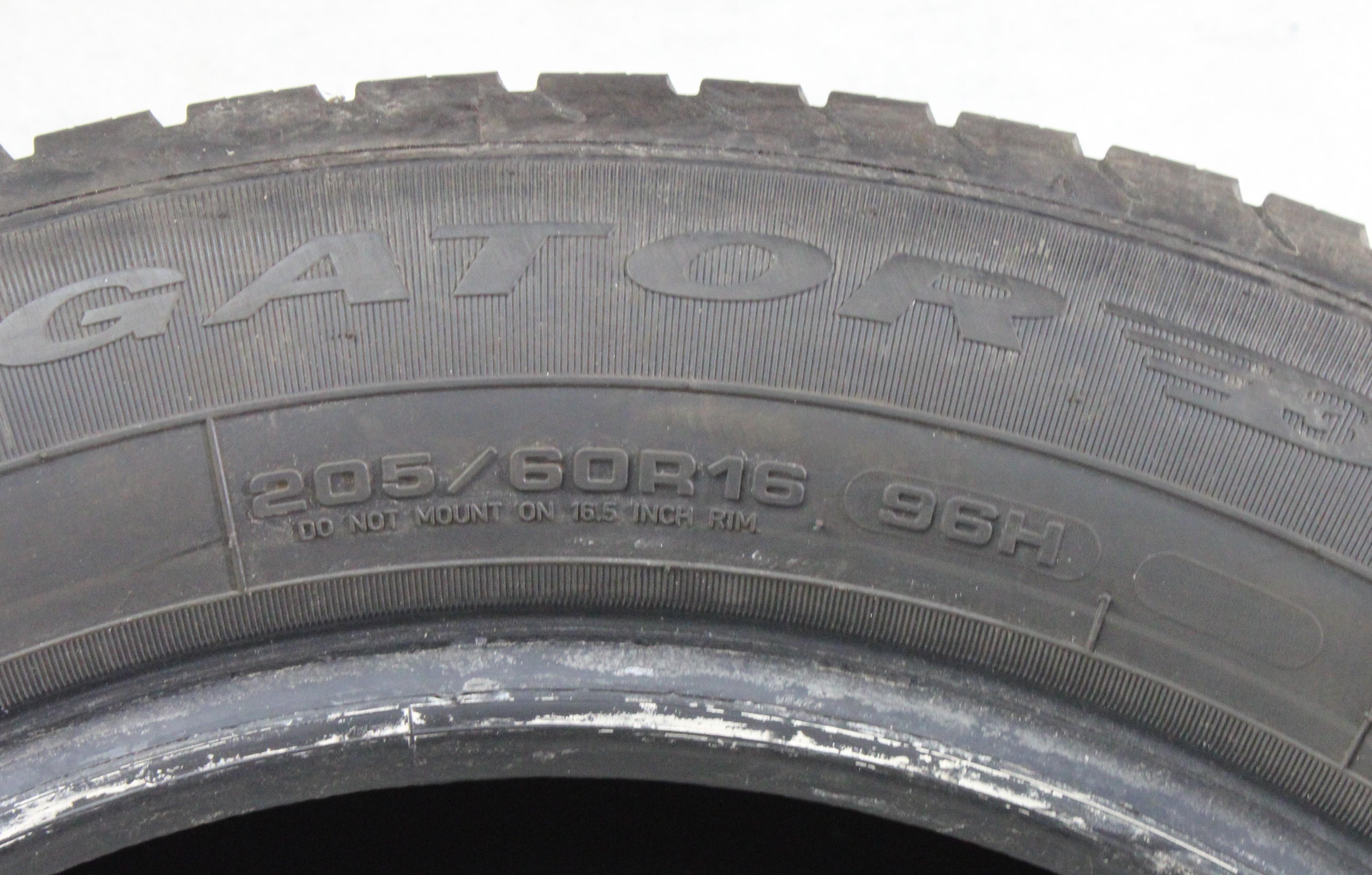 1 x 205/60R16 96H Ganzjahresreifen Debica Navigator 3 5,5mm 2024