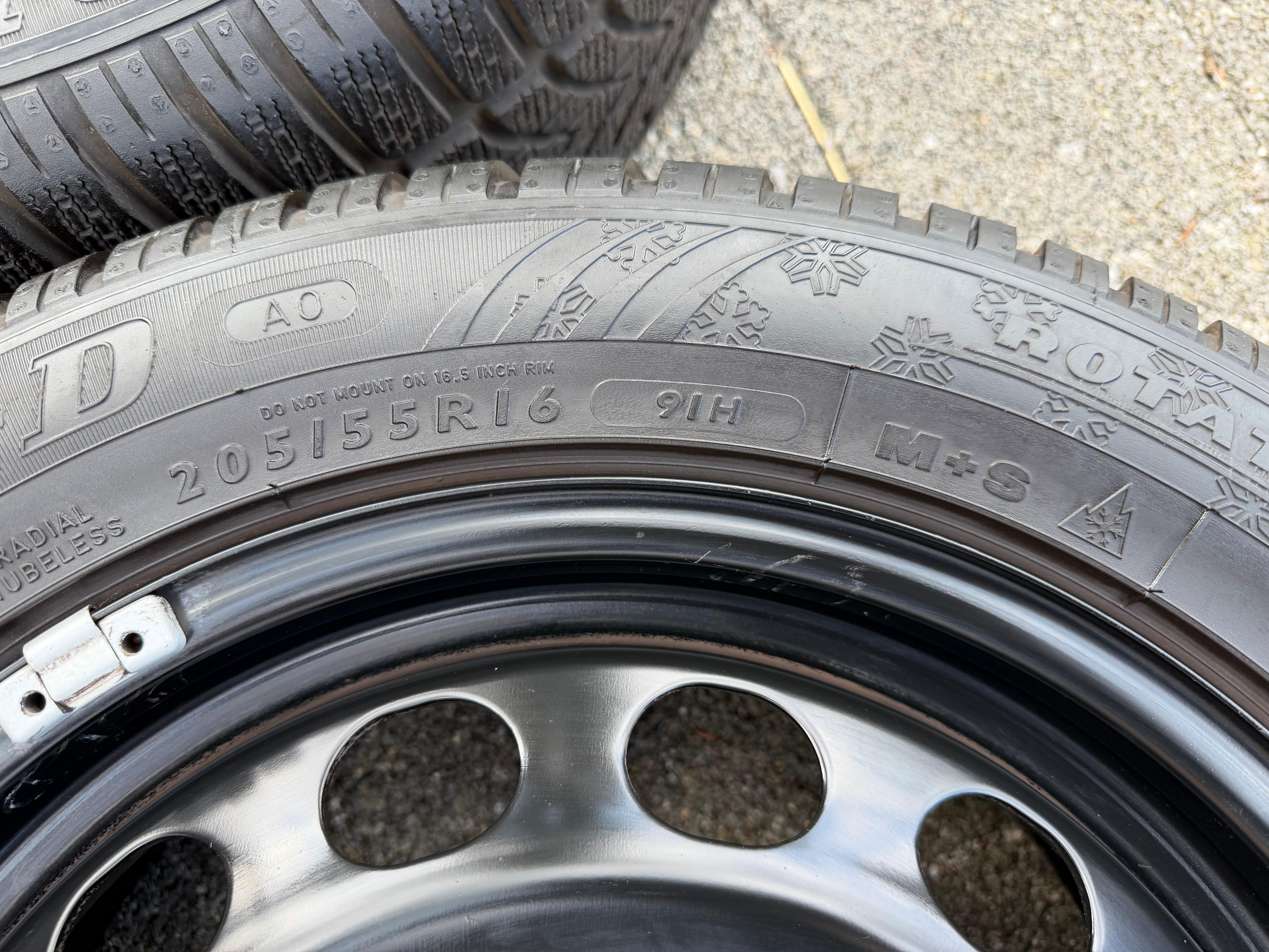 4 Winterräder VW Golf 7 Audi A3 8V Seat Leon 5F Skoda Octavia 5E 205/55R16 91H Dunlop