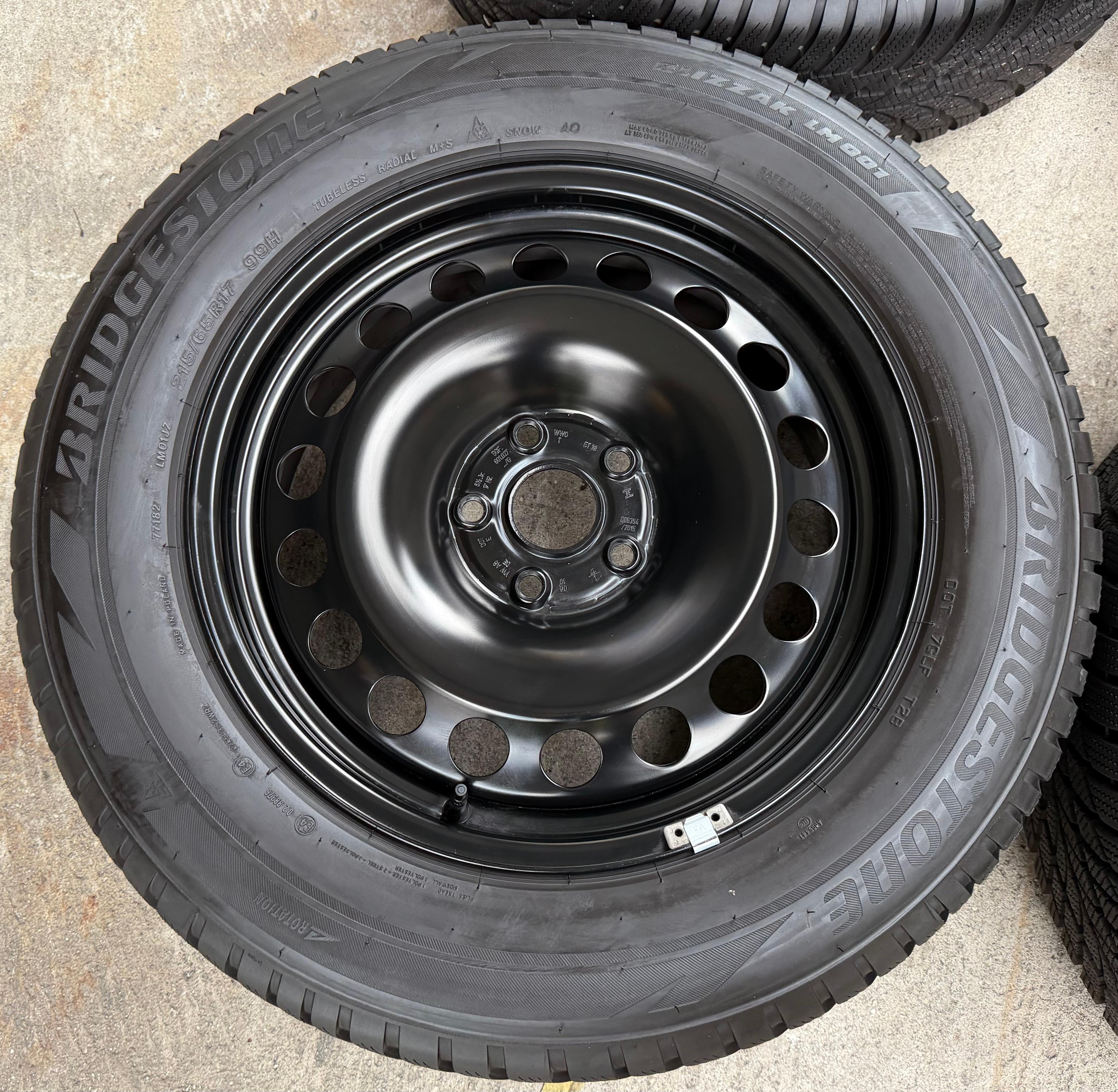 4 Winterräder Audi Q3 F3 Seat Tarraco Skoda Kodiaq VW Tiguan II 5NA 215/65R17 99H