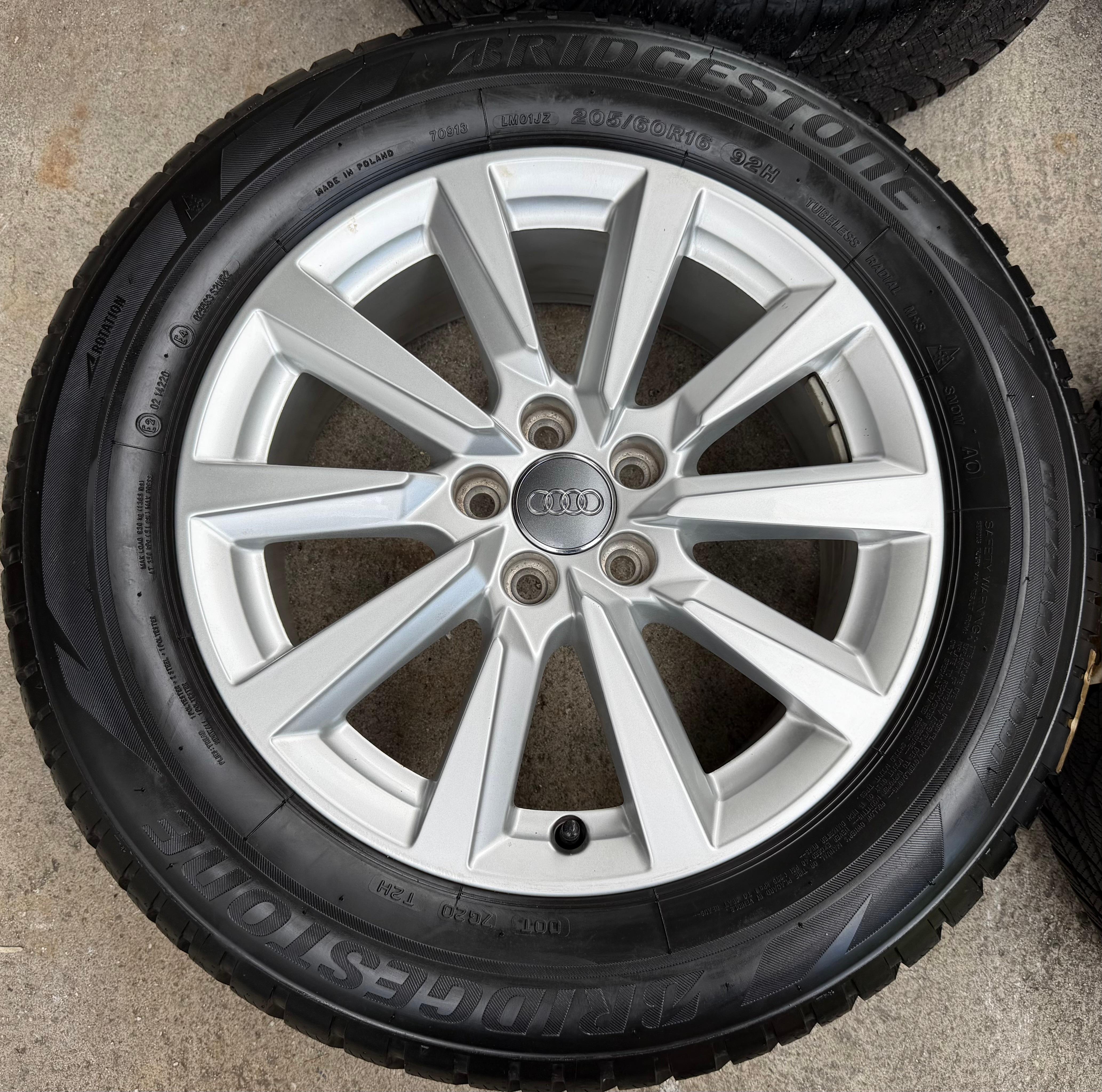 4 Original Alu Winterräder Audi A1 Allstreet GB GBH 82A601025C 205/60R16 92H Bridgestone